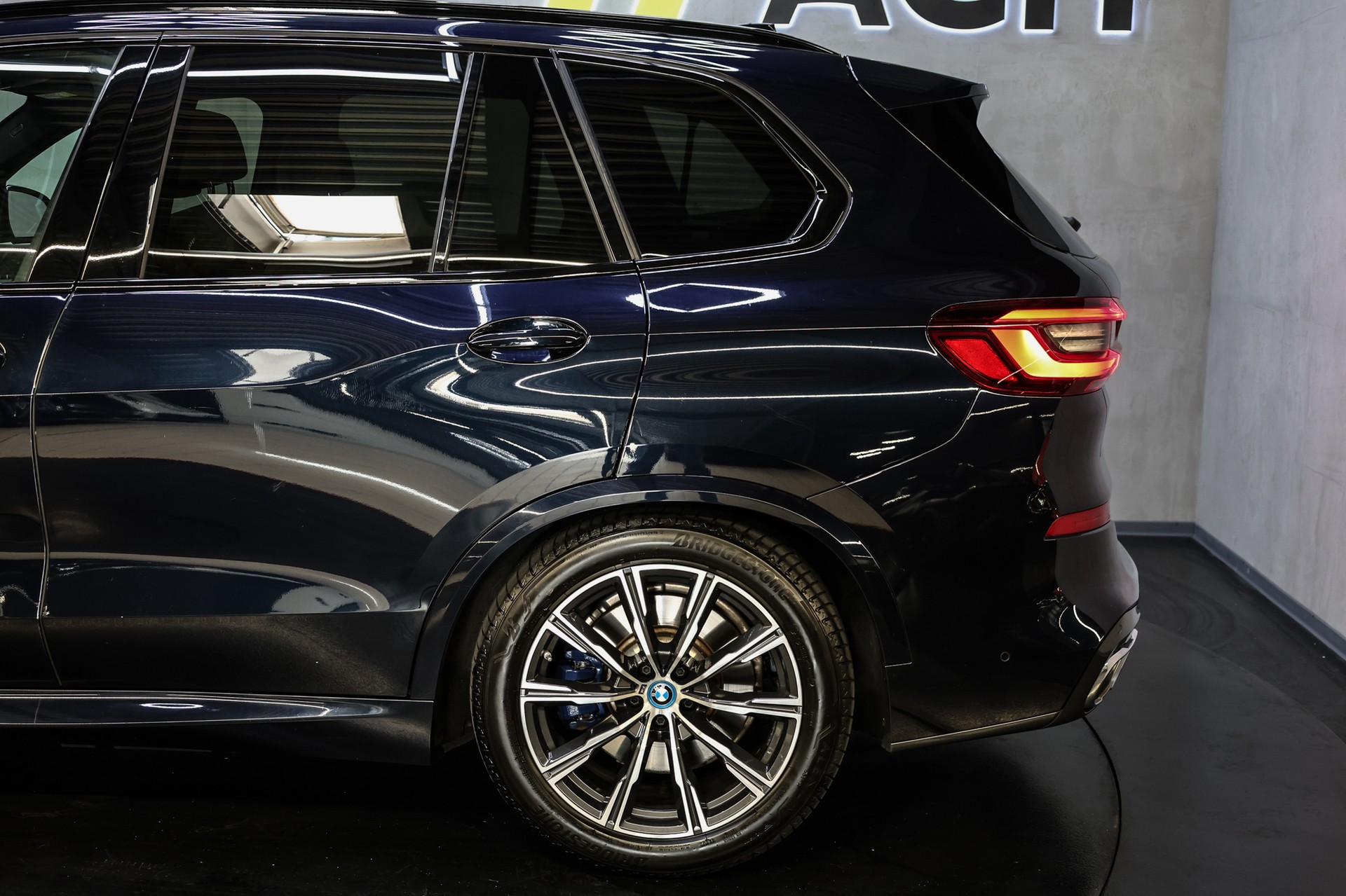 BMW X5 45e xDrive SAG M Paket-image-13