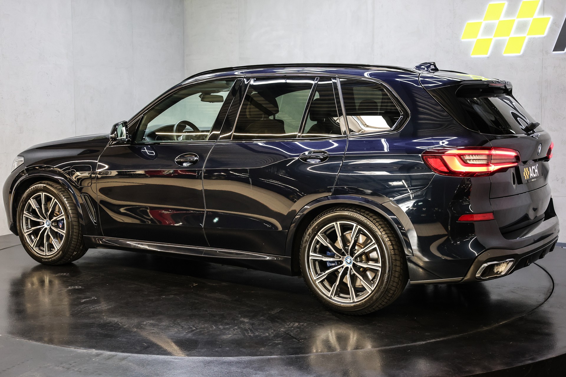 BMW X5 45e xDrive SAG M Paket-image-6