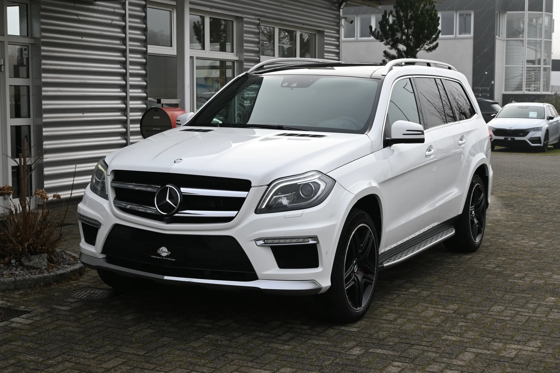 MERCEDES-BENZ GL 63 AMG 4Matic Speedshift Plus 7G-Tronic-image-1