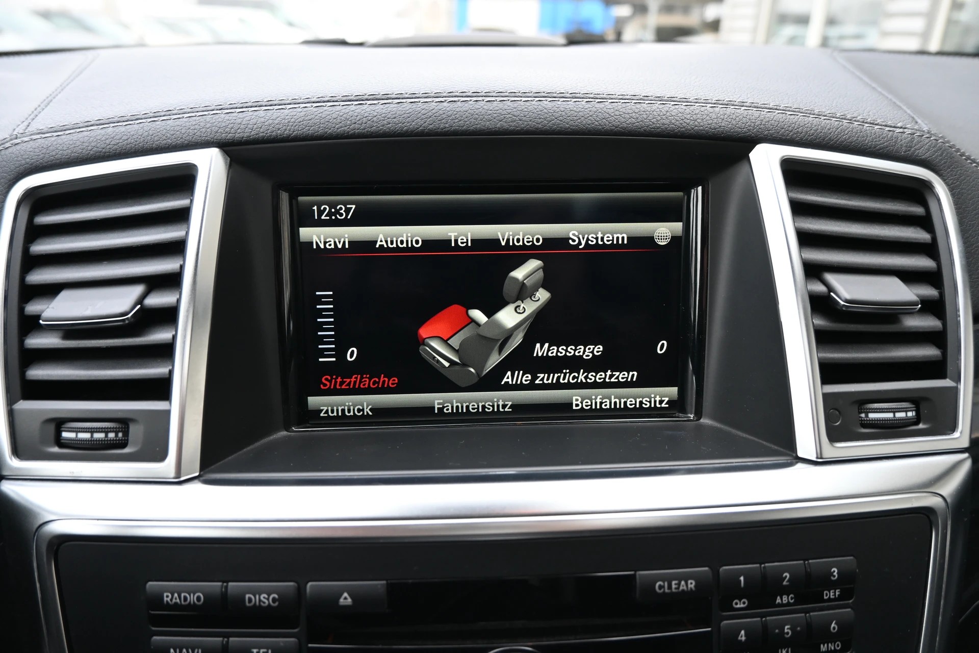 MERCEDES-BENZ GL 63 AMG 4Matic Speedshift Plus 7G-Tronic-image-24