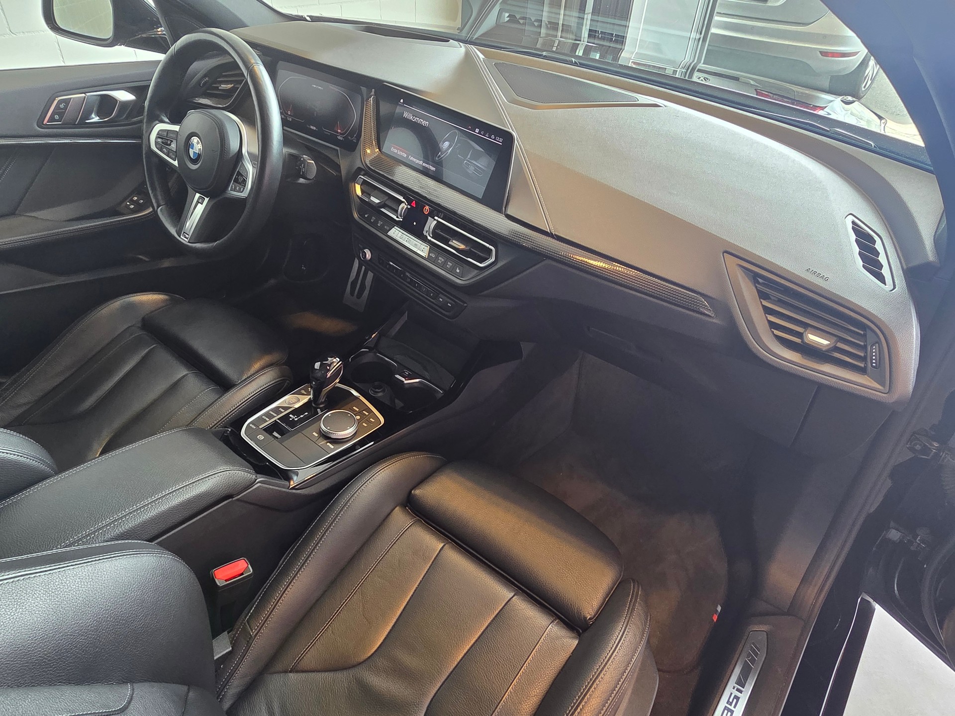 BMW M135i xDrive-image-20