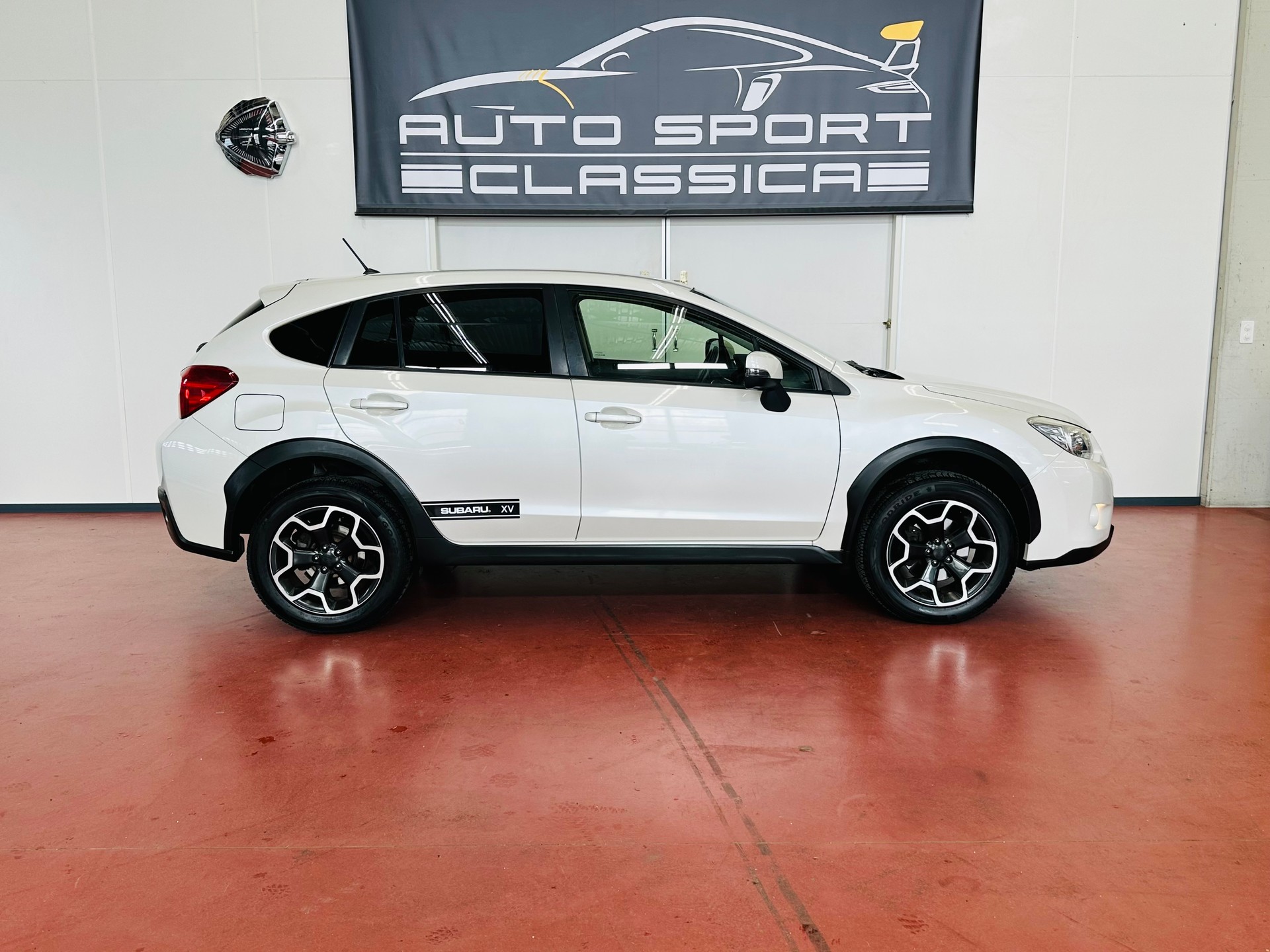 SUBARU XV 2.0 Swiss Two AWD CVT-image-2