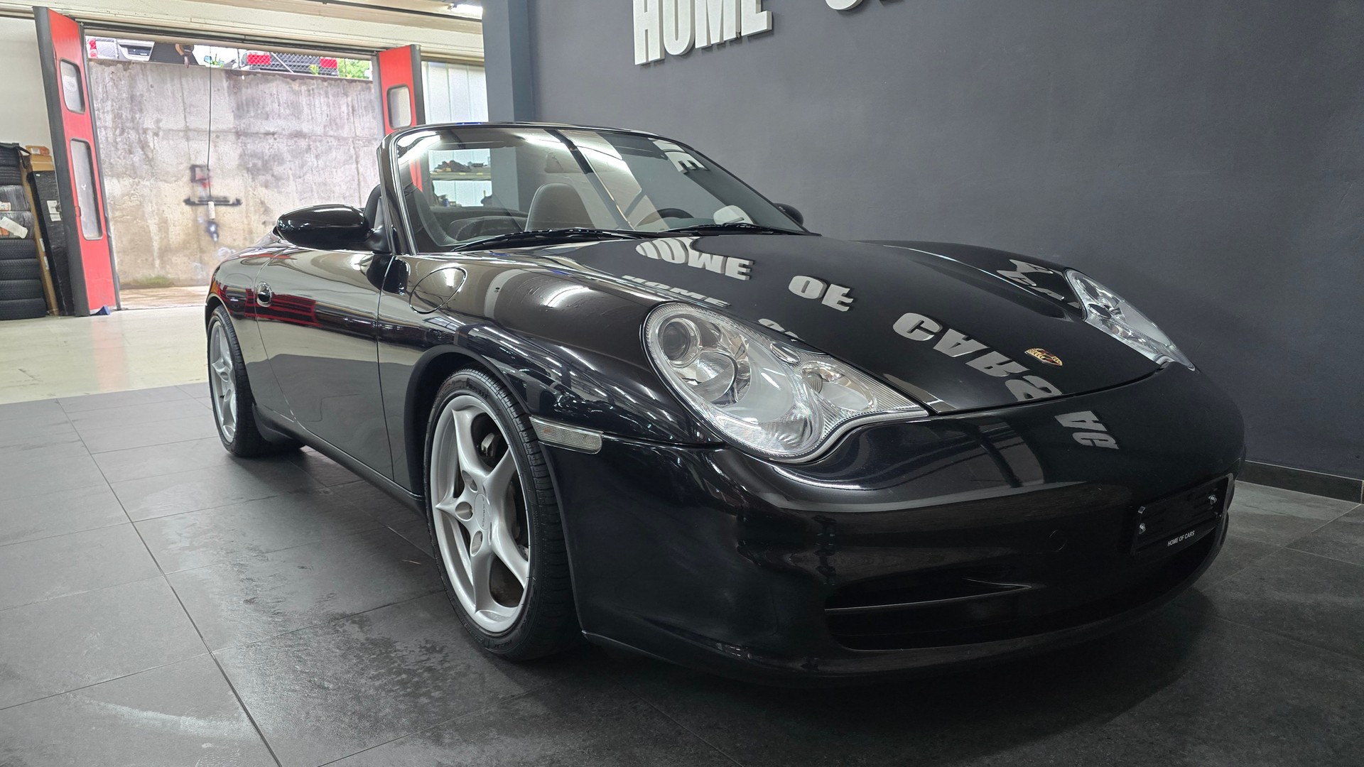 PORSCHE 911 Carrera 4 Cabrio-image-20