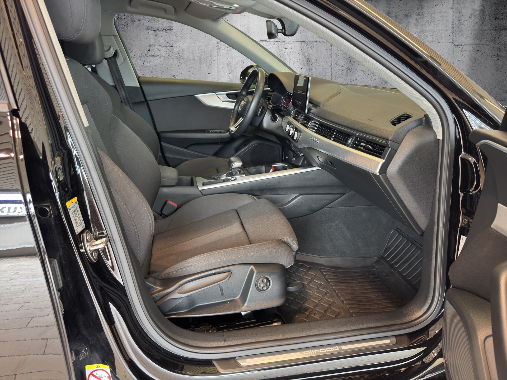 AUDI A4 allroad 40 TDI quattro tiptronic-image-7