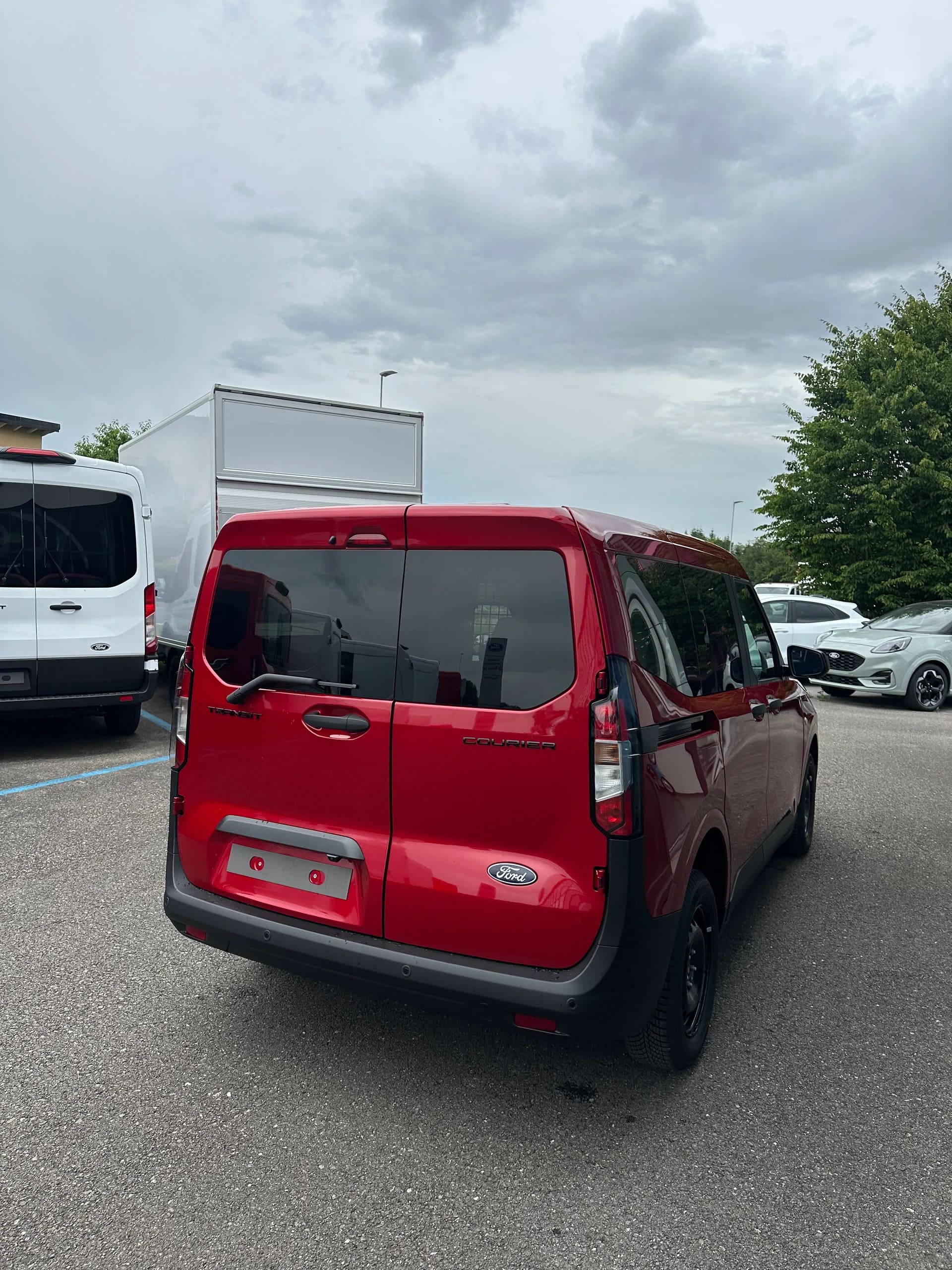 FORD Transit Courier dcab. van 1.0 Trend/125CV/Aut.-image-6