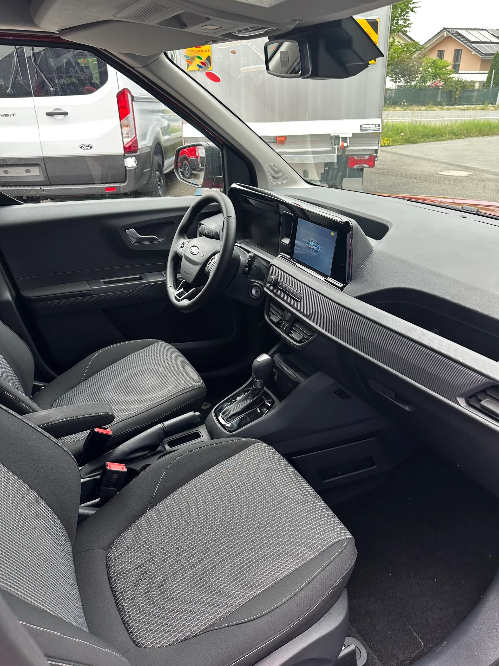 FORD Transit Courier dcab. van 1.0 Trend/125CV/Aut.-image-13