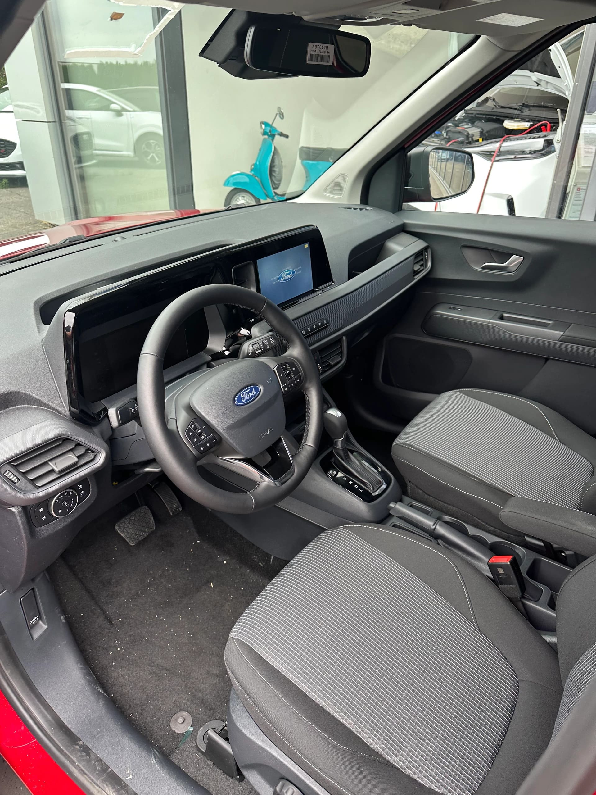 FORD Transit Courier dcab. van 1.0 Trend/125CV/Aut.-image-9