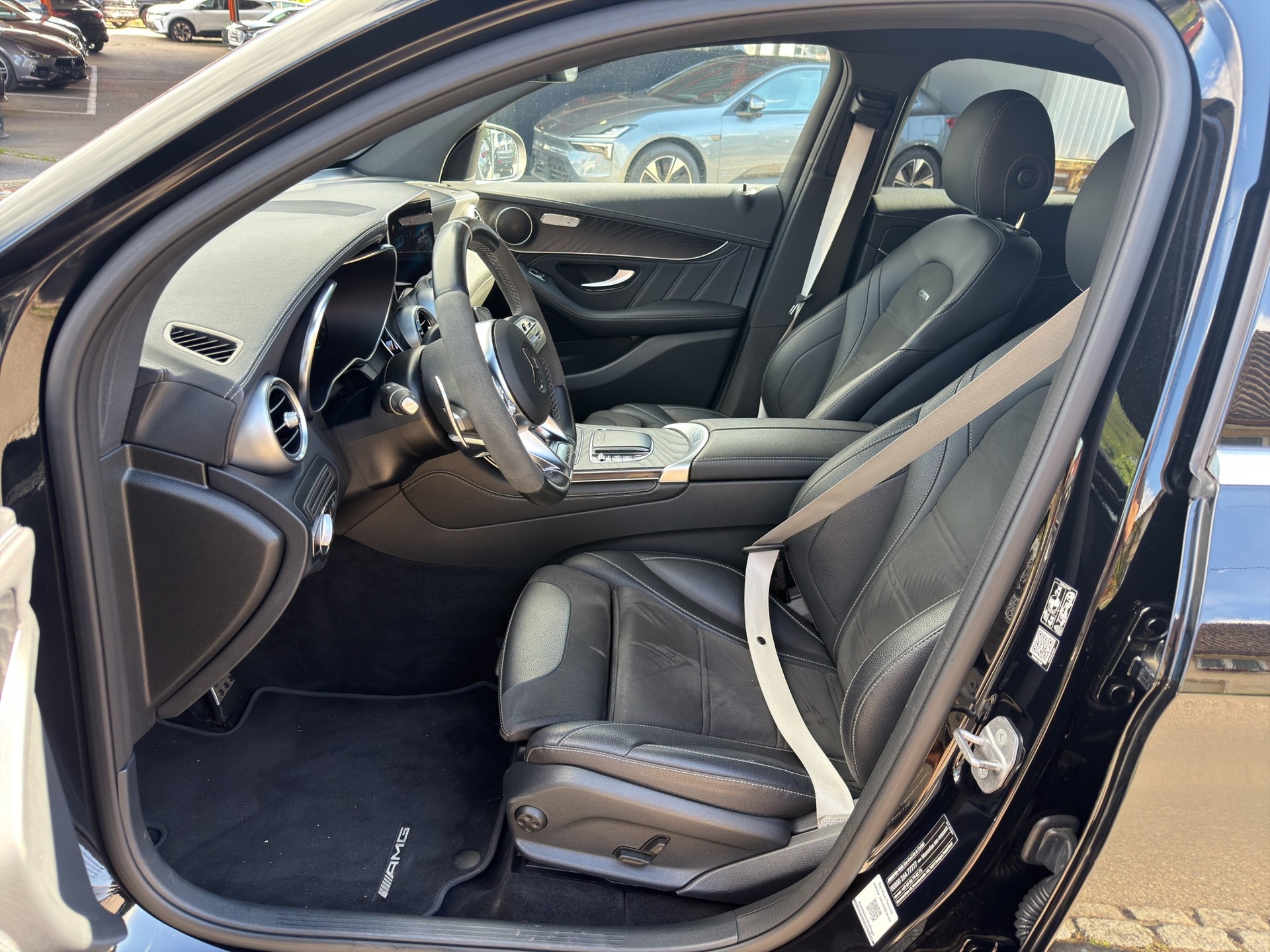 MERCEDES-BENZ GLC 63 S AMG 4m+ Coupé-image-39