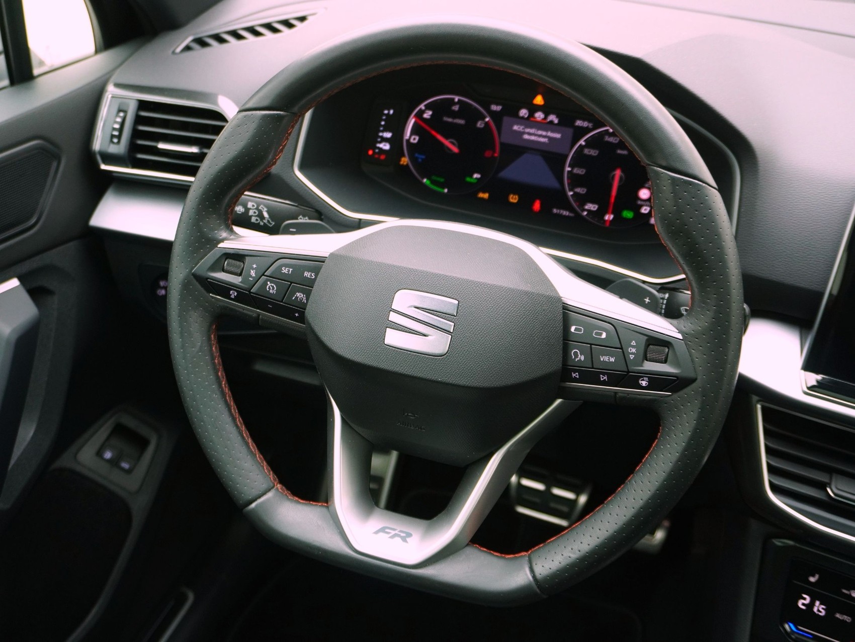 SEAT Tarraco 1.4 DSG eHybrid FR-image-13