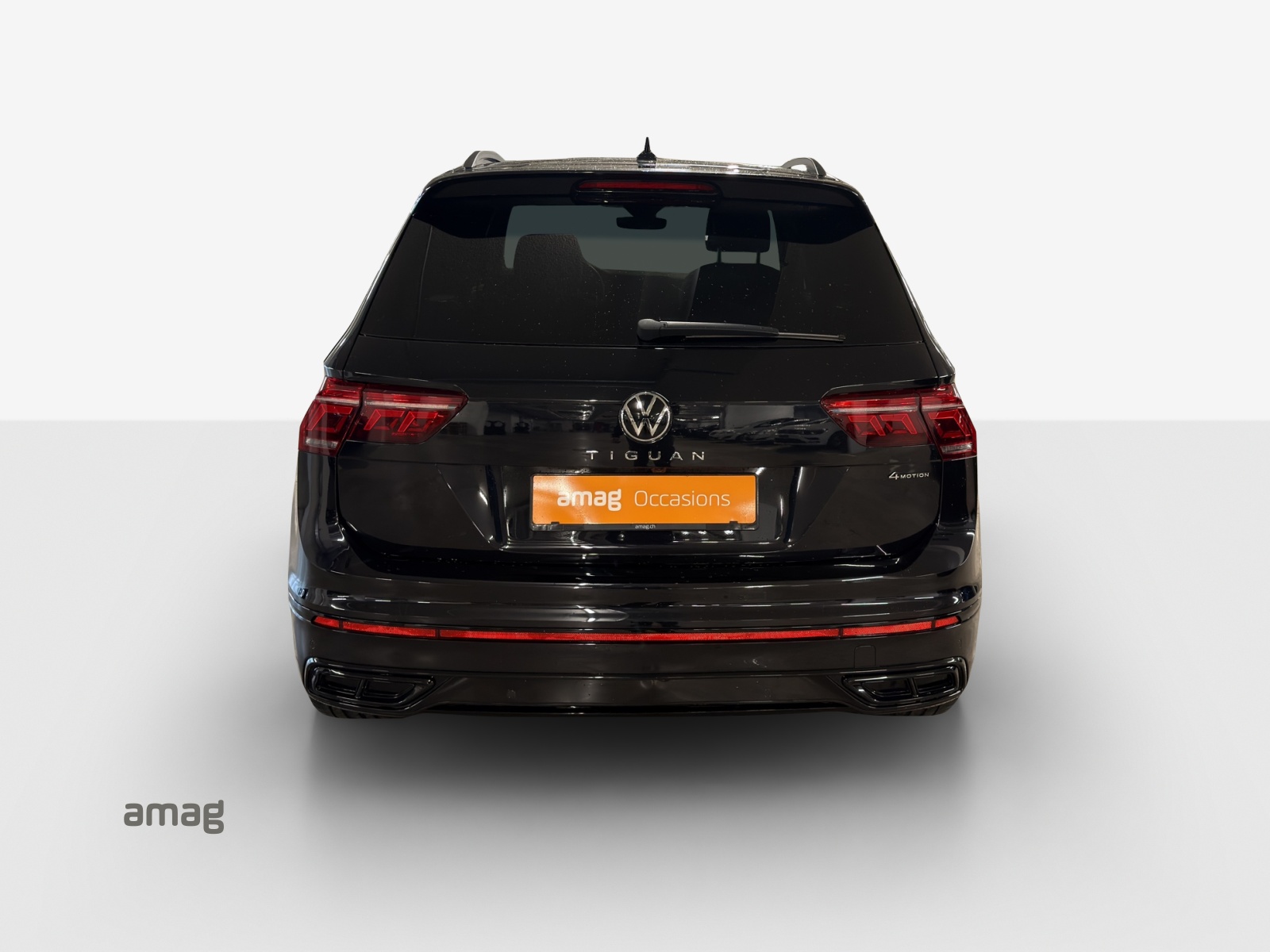 VW Tiguan 2.0TSI R-Line 4Motion DSG-image-3