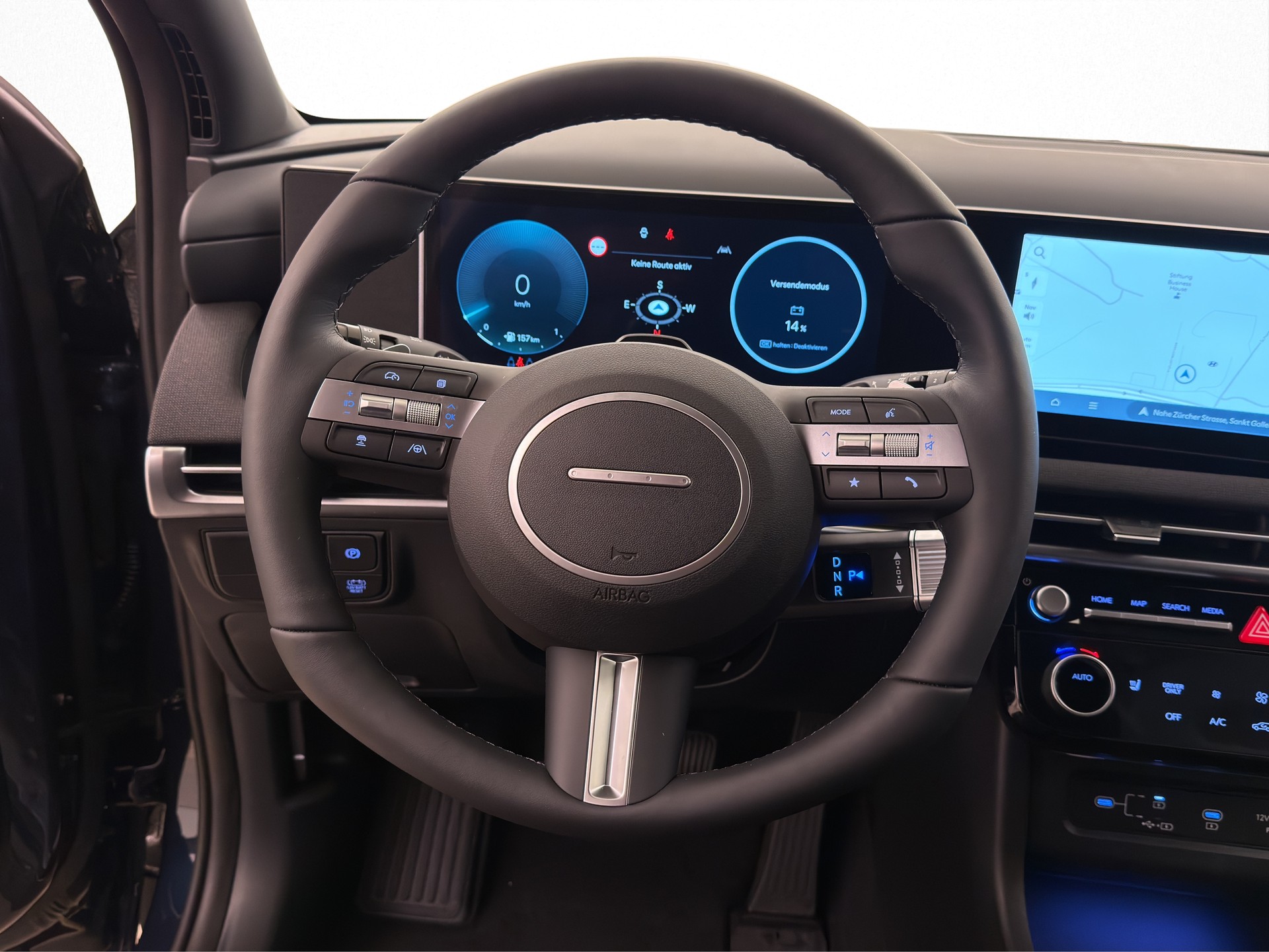 HYUNDAI Tucson 1.6 T-GDi HEV Origo Black Line-image-7