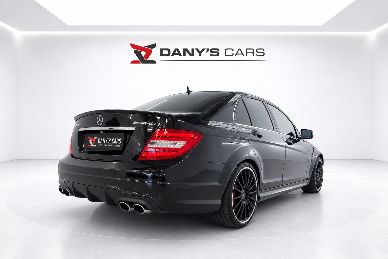 MERCEDES-BENZ C 63 V8 AMG-image-3