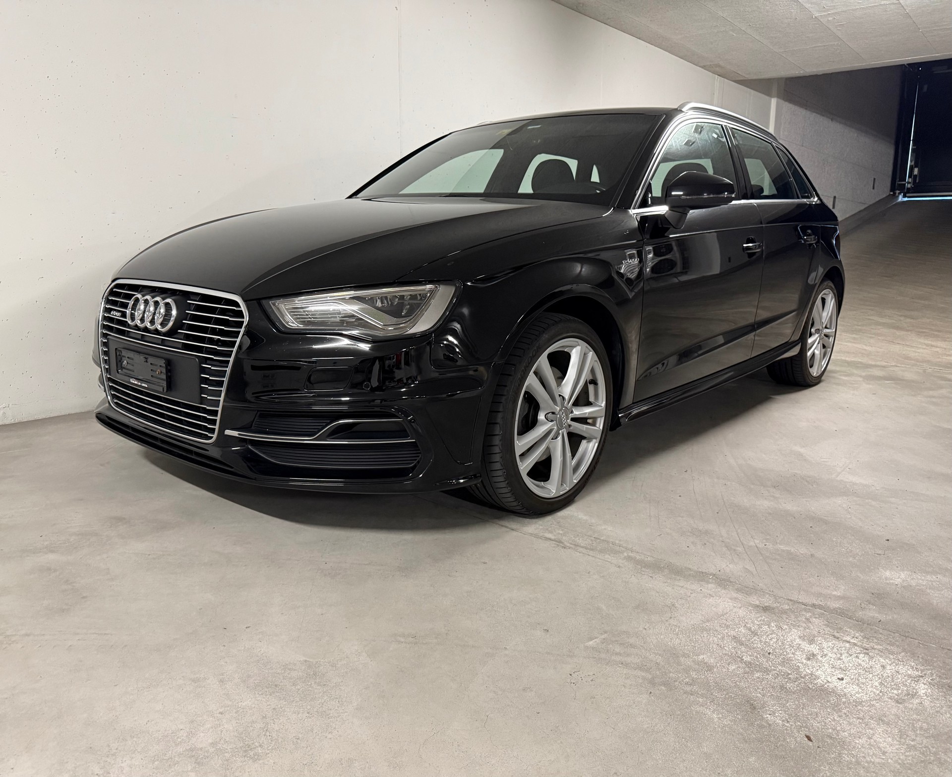 AUDI 1.4 T FSI e-tron Ambition S-Tr-image-0