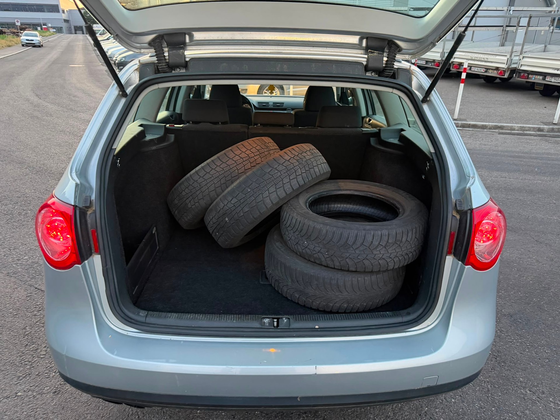 VW Passat Variant 2.0 TDI Comfortline DSG-image-7