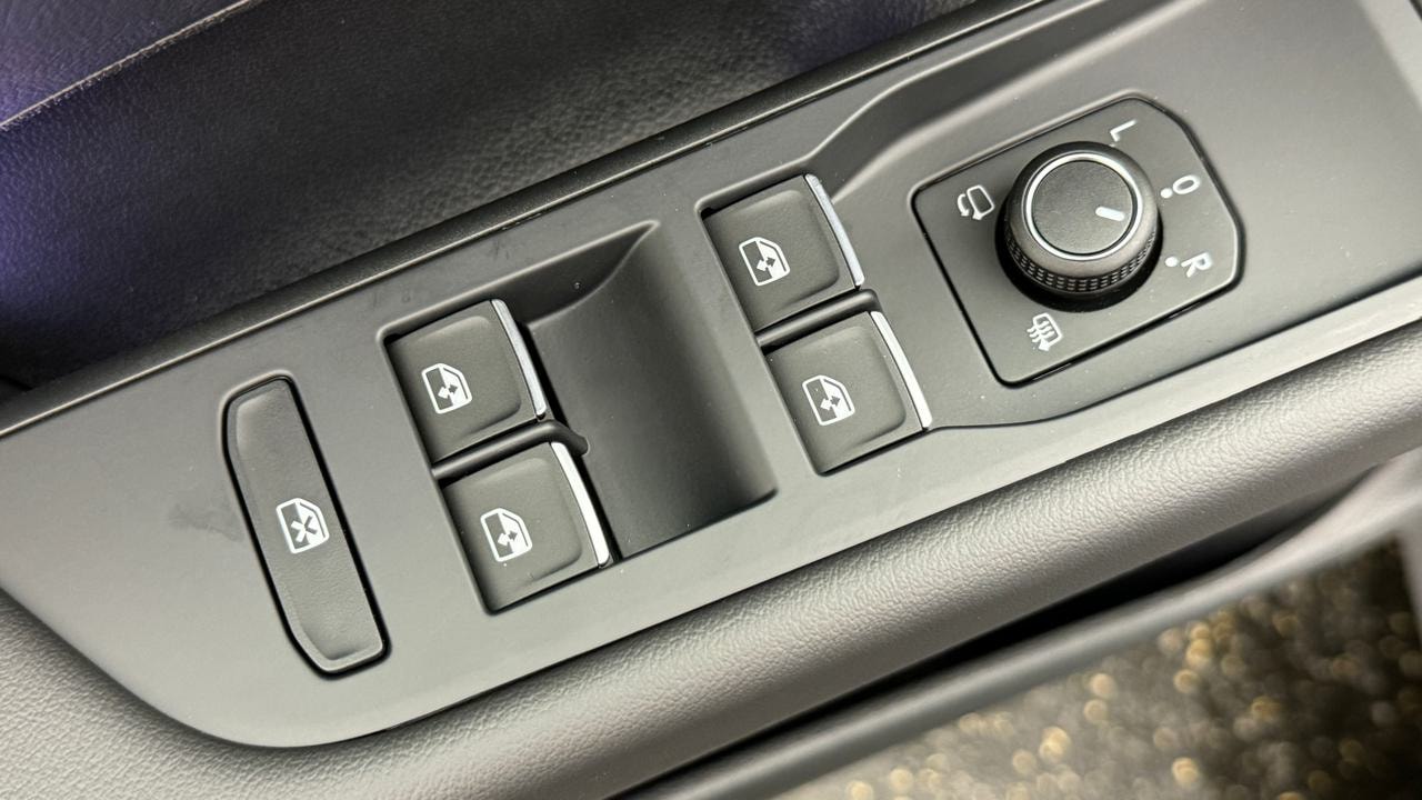 VW T-Roc 1.5 eTSI mHEV R-Line DSG-image-8