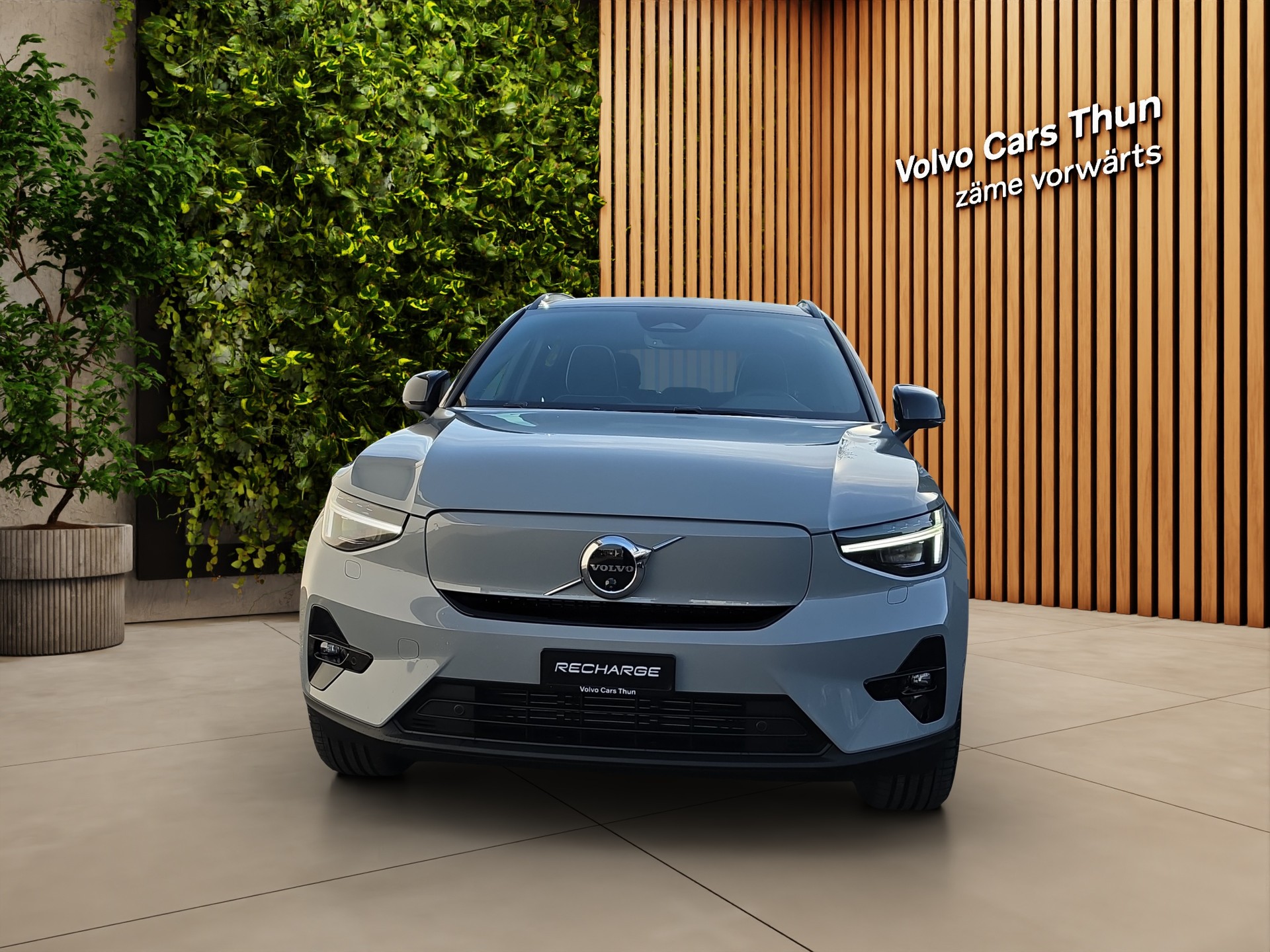 VOLVO EX40 Twin Performance Ultra AWD-image-1