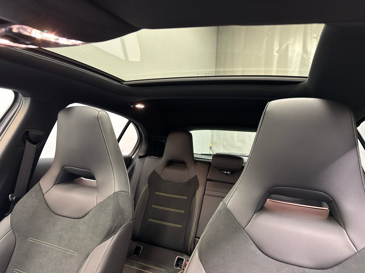 MERCEDES-BENZ A AMG 45 S 4Matic+ 8G-DCT-image-4