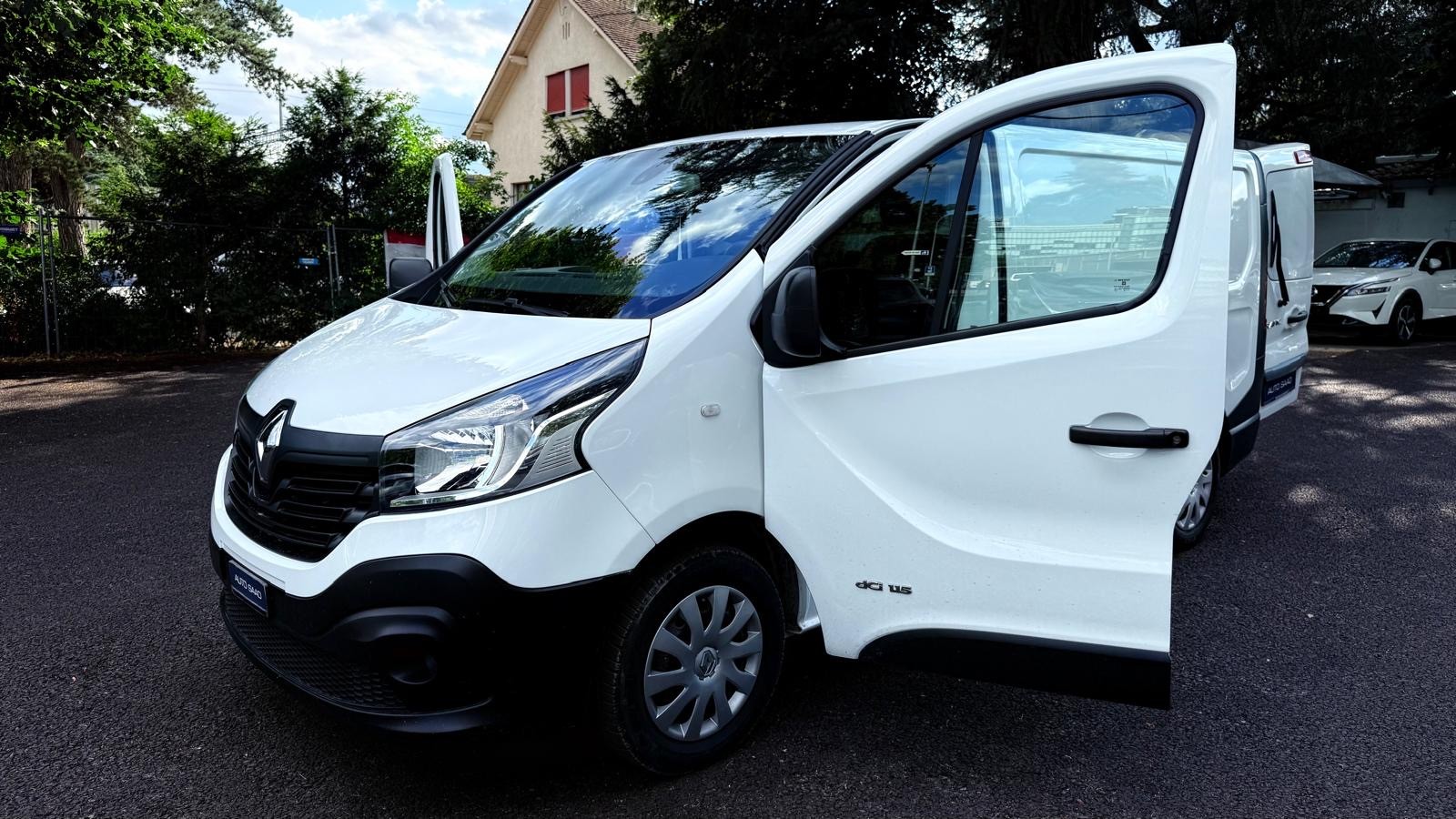 RENAULT Trafic 1.6 dCi 115 2.9t Acces L1H1-image-12