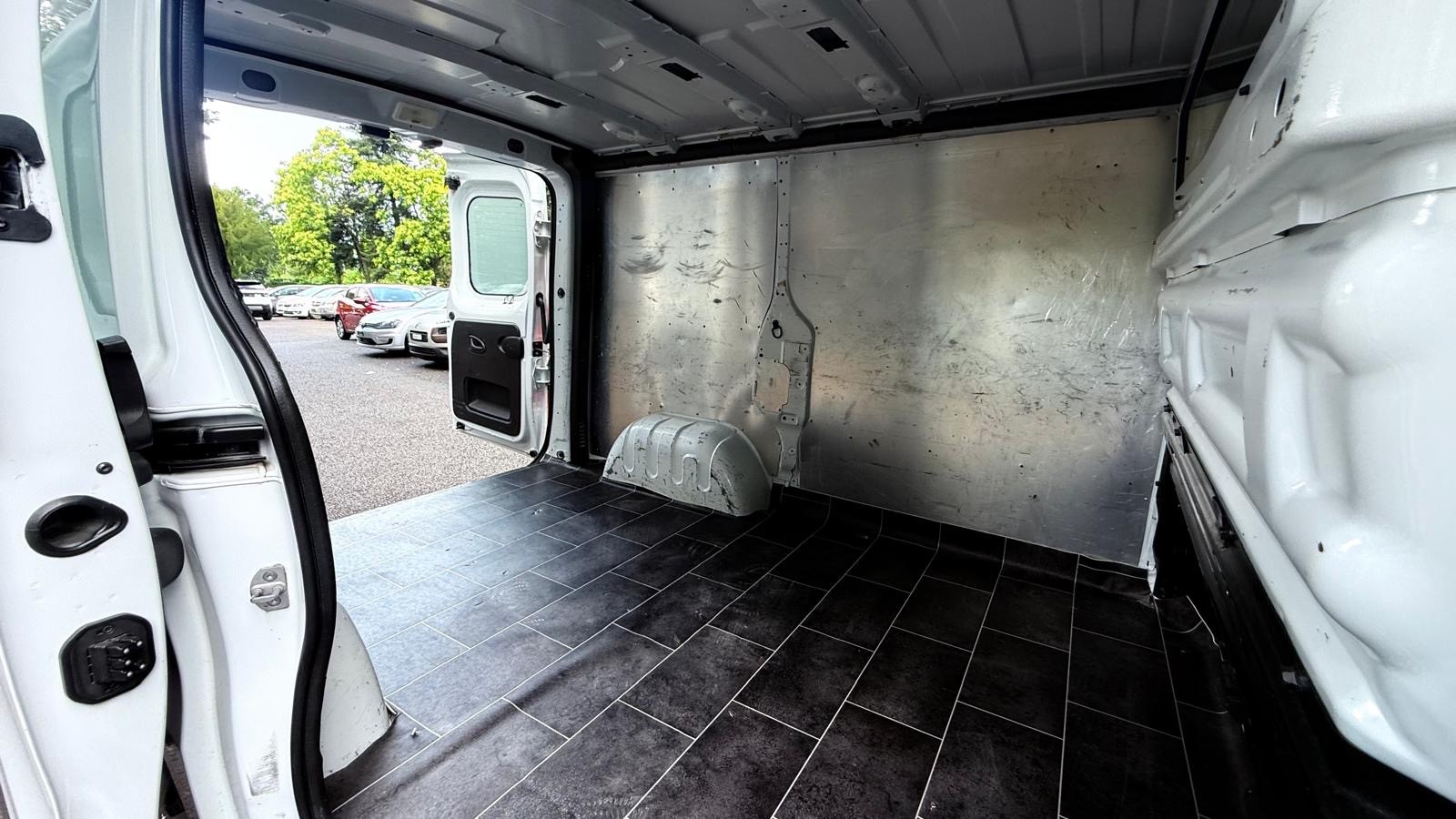 RENAULT Trafic 1.6 dCi 115 2.9t Acces L1H1-image-8