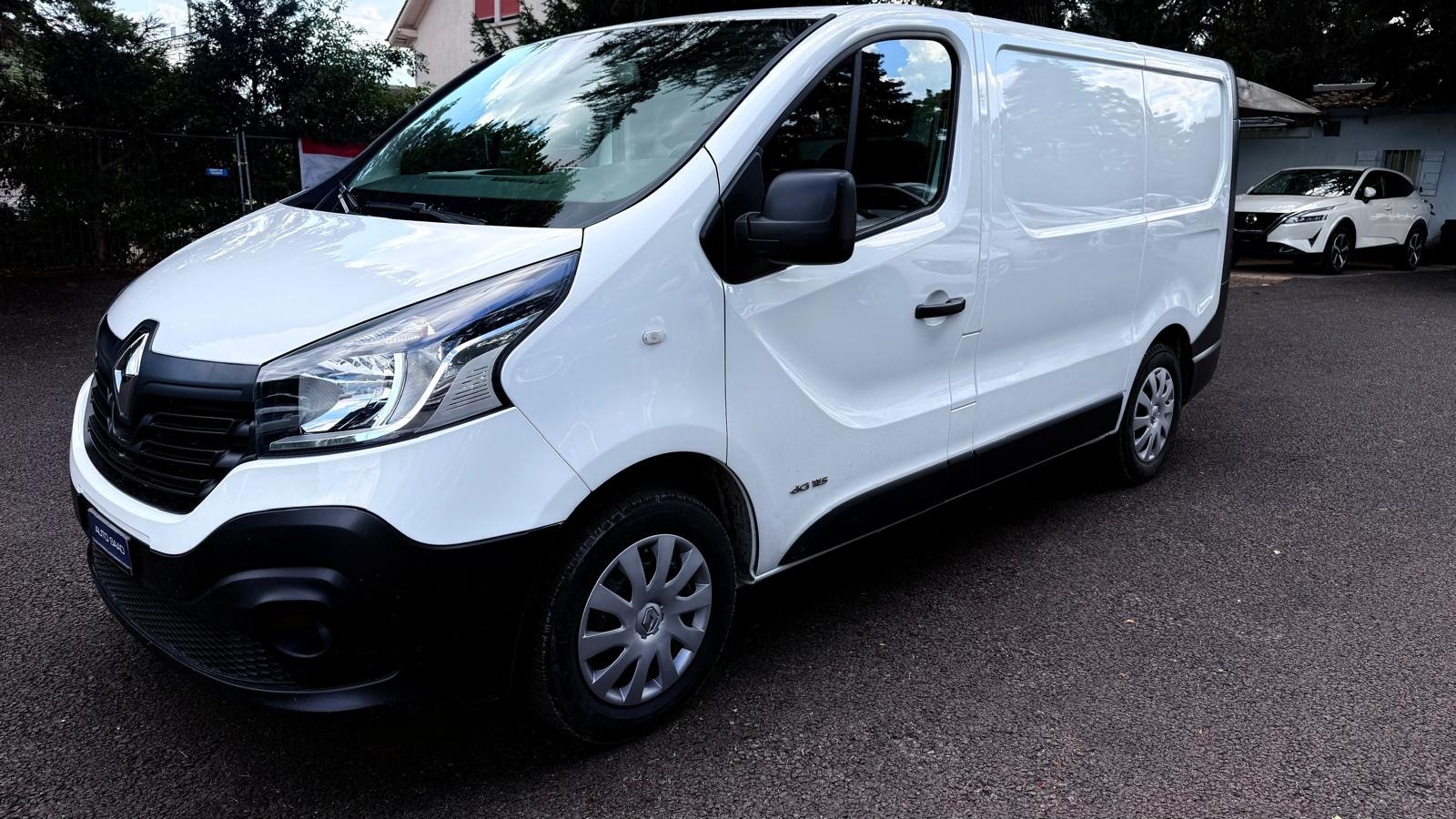 RENAULT Trafic 1.6 dCi 115 2.9t Acces L1H1-image-2