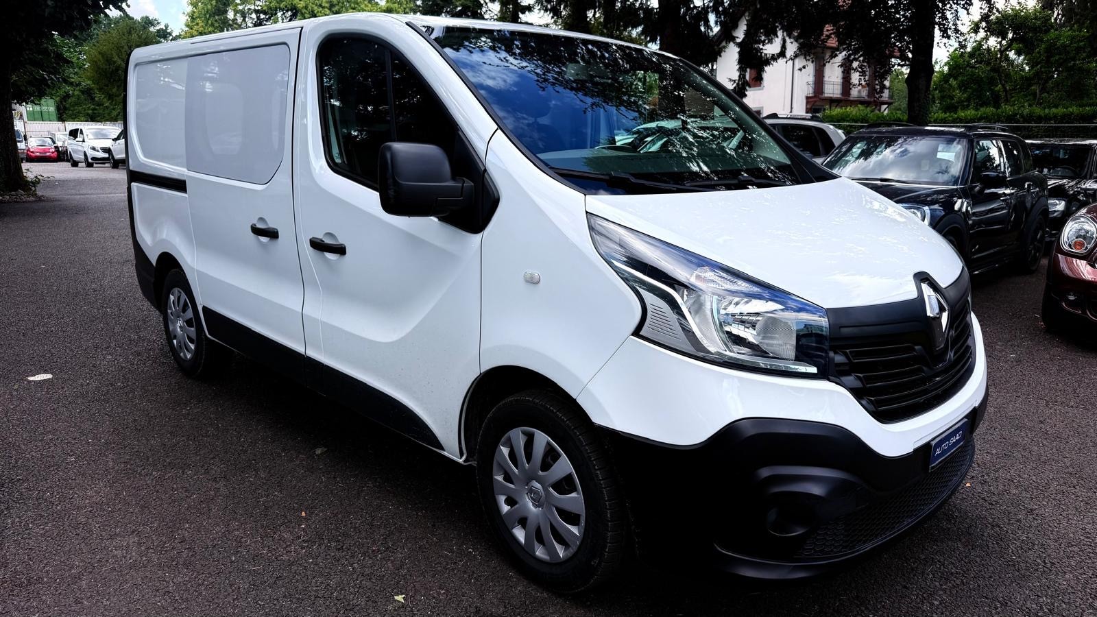 RENAULT Trafic 1.6 dCi 115 2.9t Acces L1H1-image-1