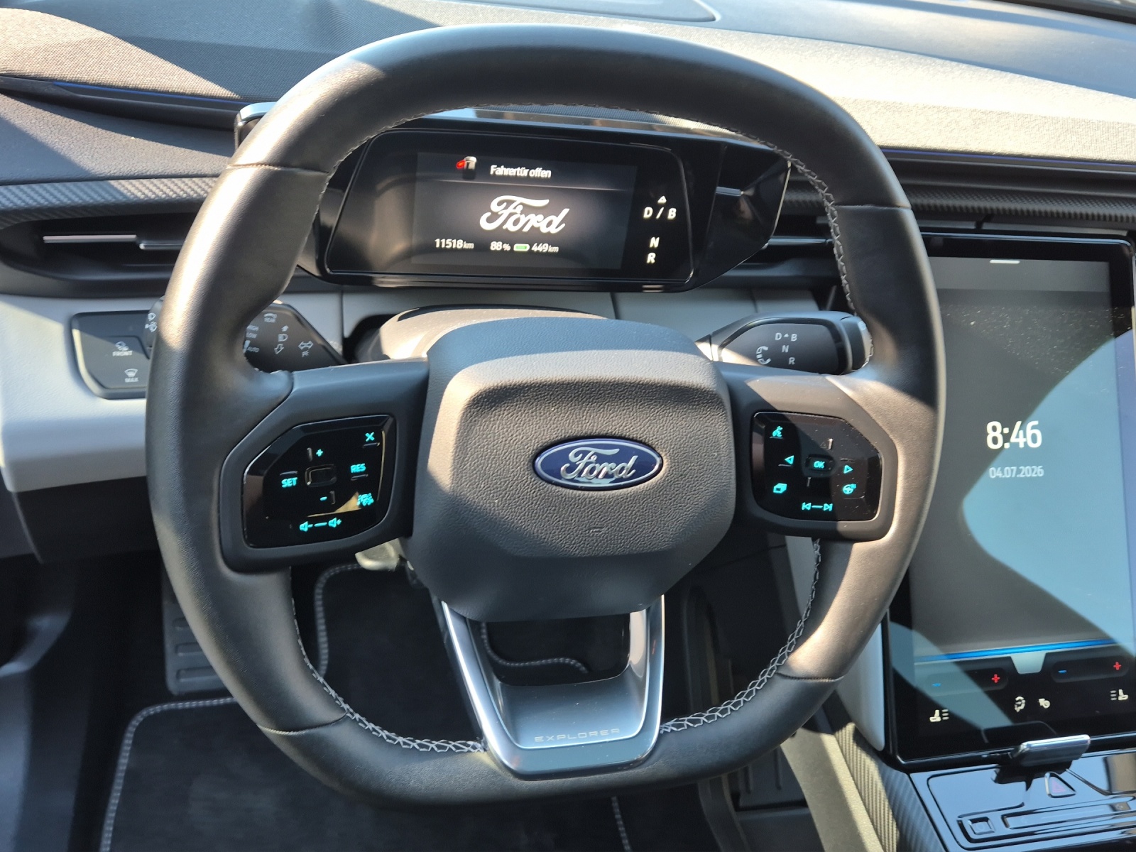 FORD Explorer Elektro 77kWh Extended Range*360°Kamera*Panoramadach*Head upDisplay*Anhängerkupplung*-image-10