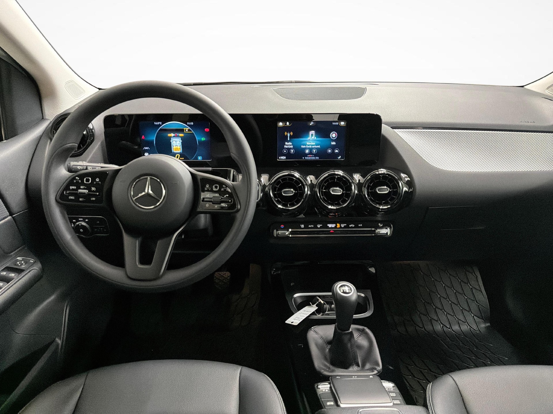 MERCEDES-BENZ B 200 d-image-8