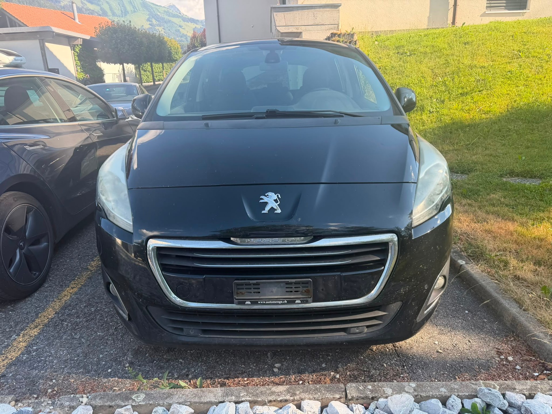 PEUGEOT 5008 2.0 HDI Business-image-5