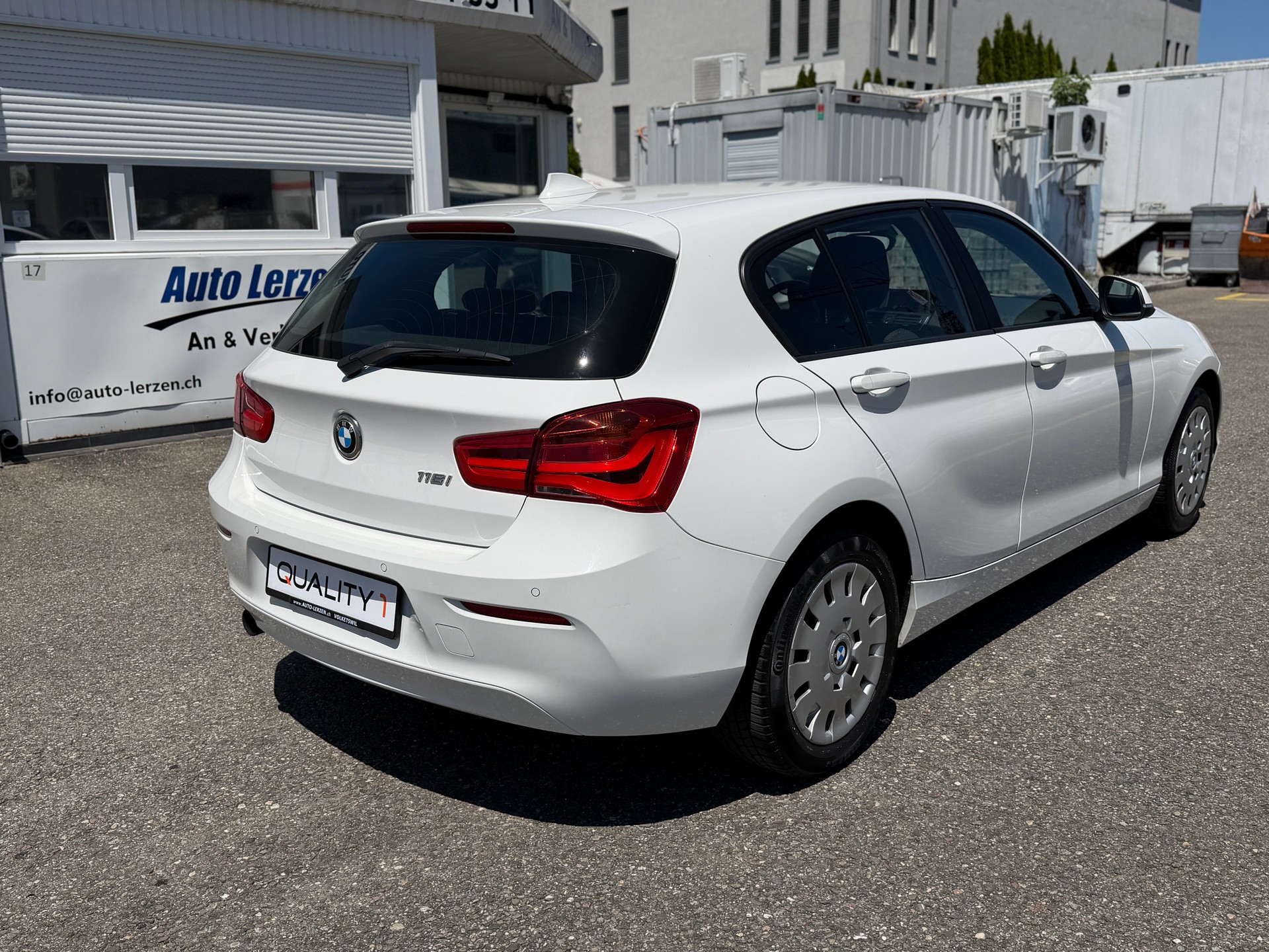 BMW 116i Business-image-3