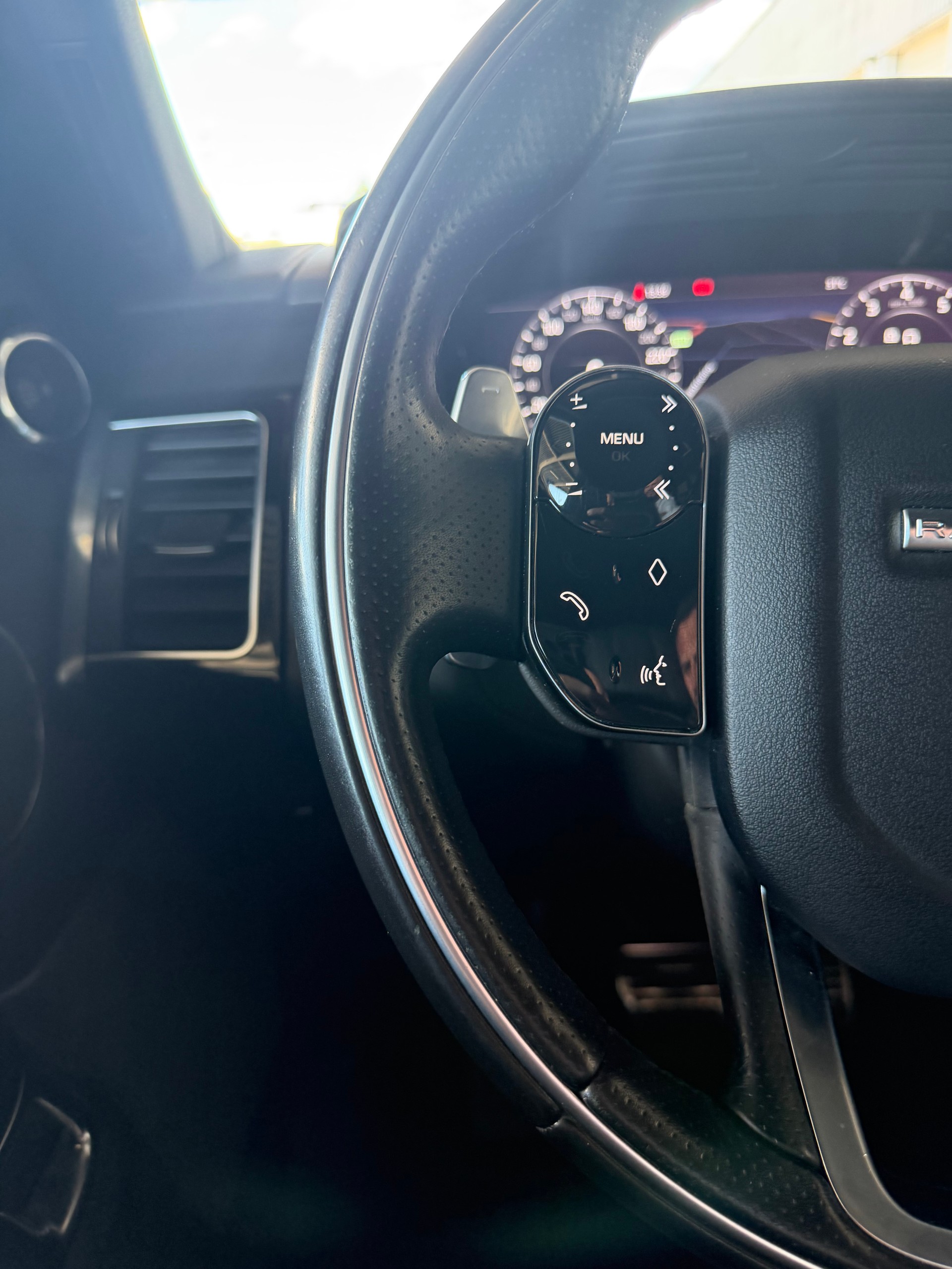 LAND ROVER Range Rover Sport 5.0 V8 S/C HSE Dynamic Automatic-image-14