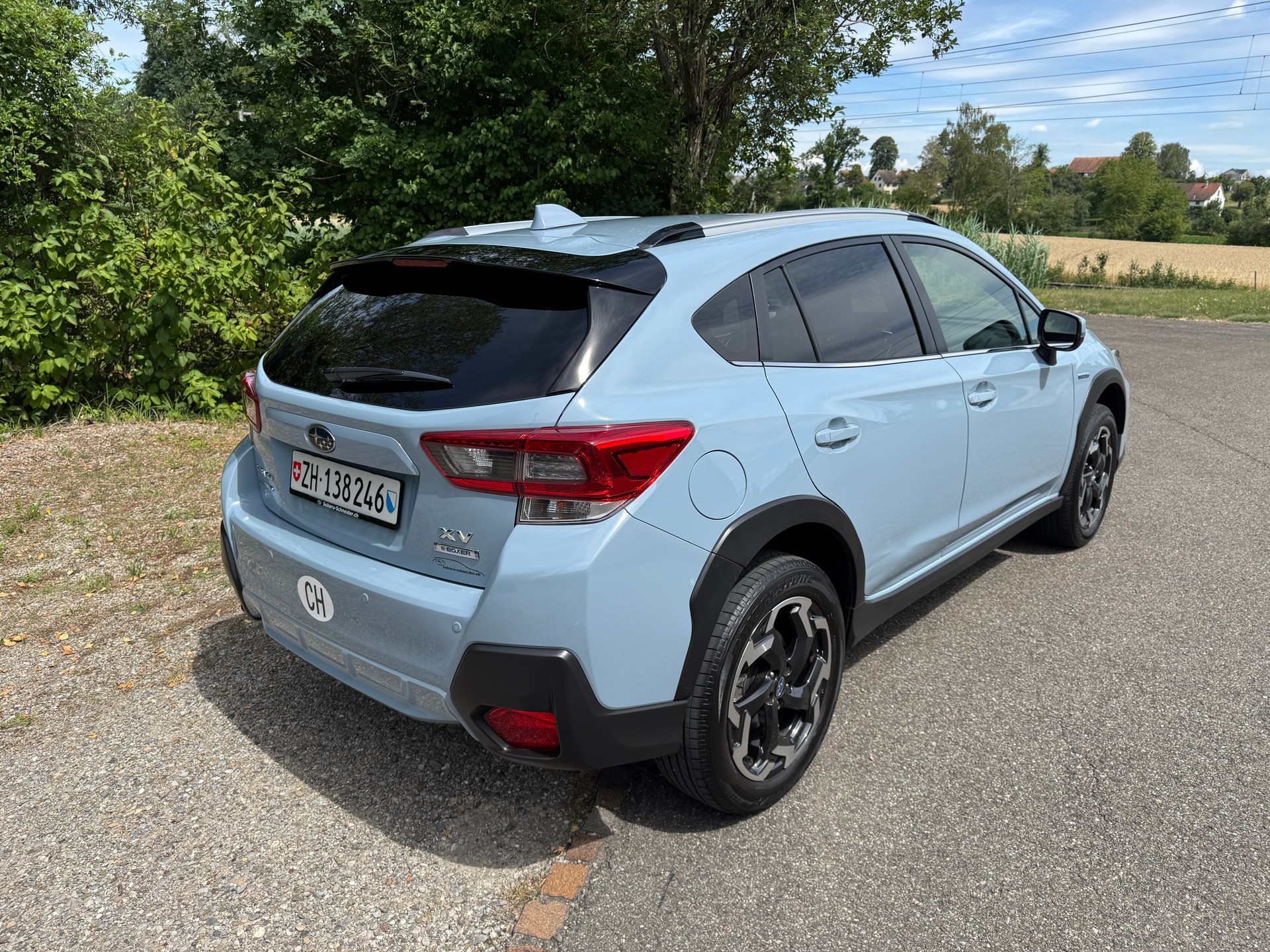 SUBARU 2.0i e-Boxer Swiss Plus-image-3