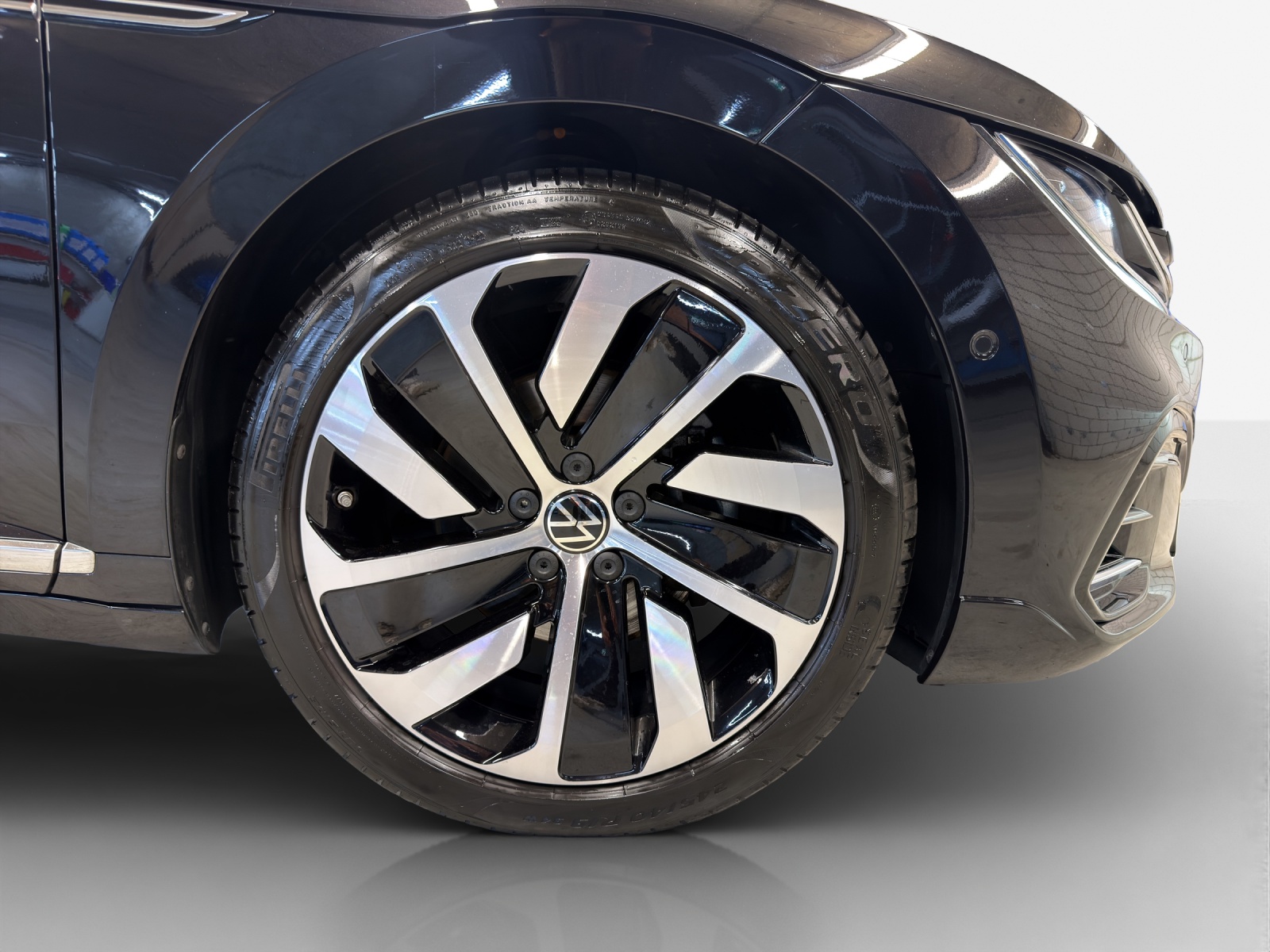 VW Arteon SB 2.0 TDI R-Line 4Motion DSG-image-14