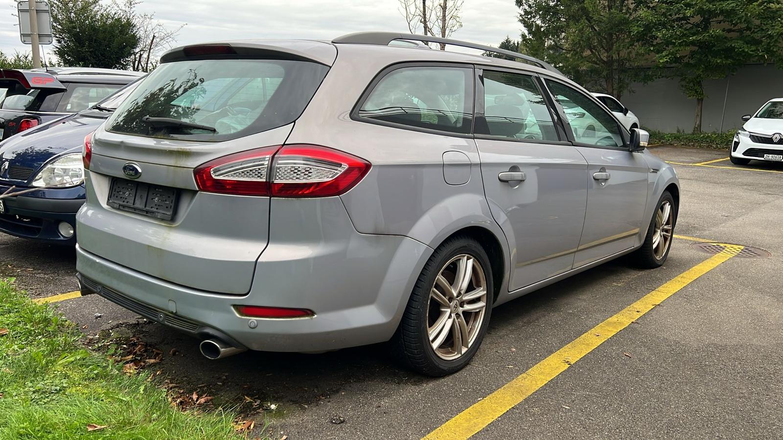 FORD Mondeo 2.0 EcoBoost SCTi Titanium PowerShift-image-3
