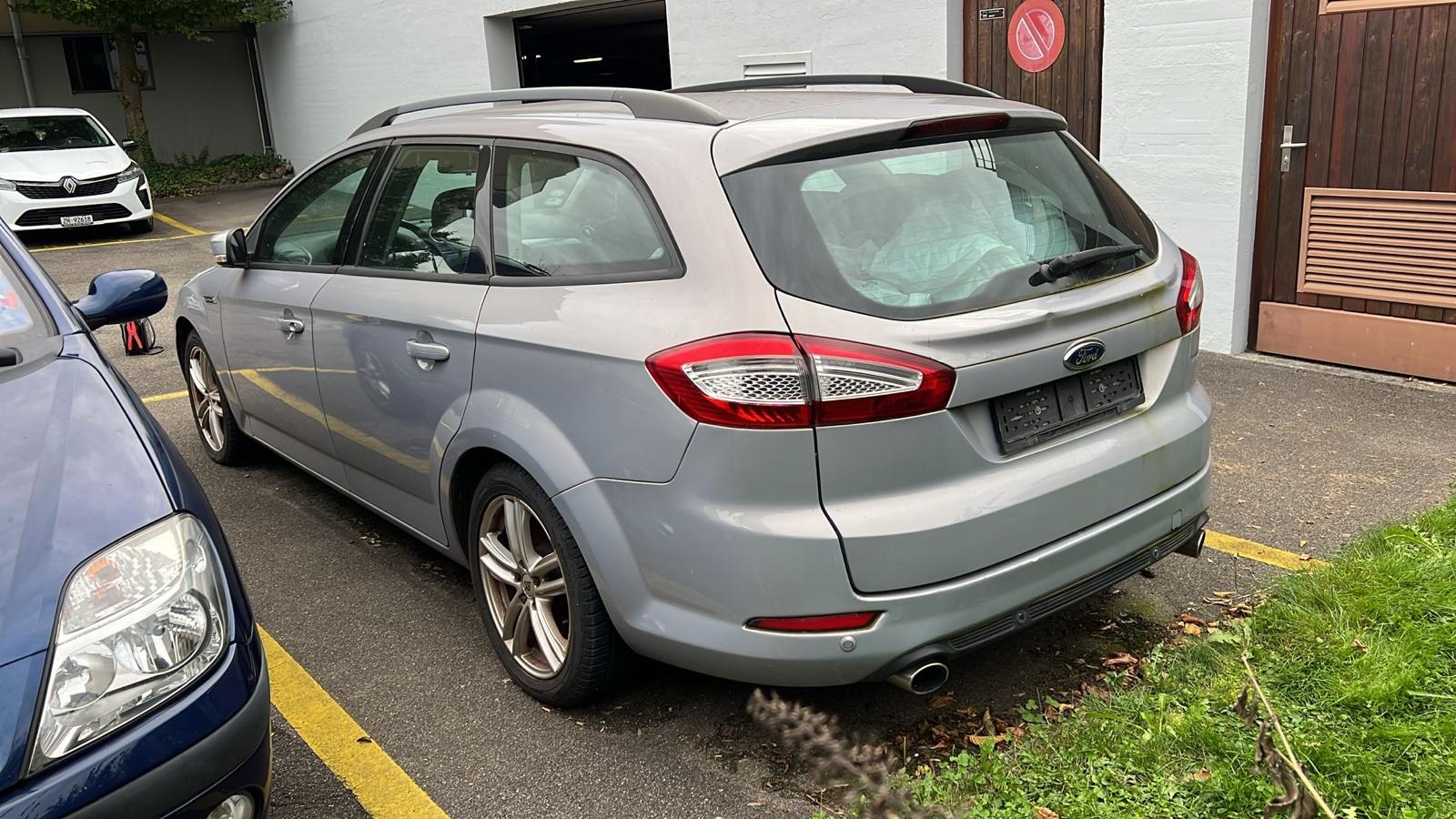 FORD Mondeo 2.0 EcoBoost SCTi Titanium PowerShift-image-4