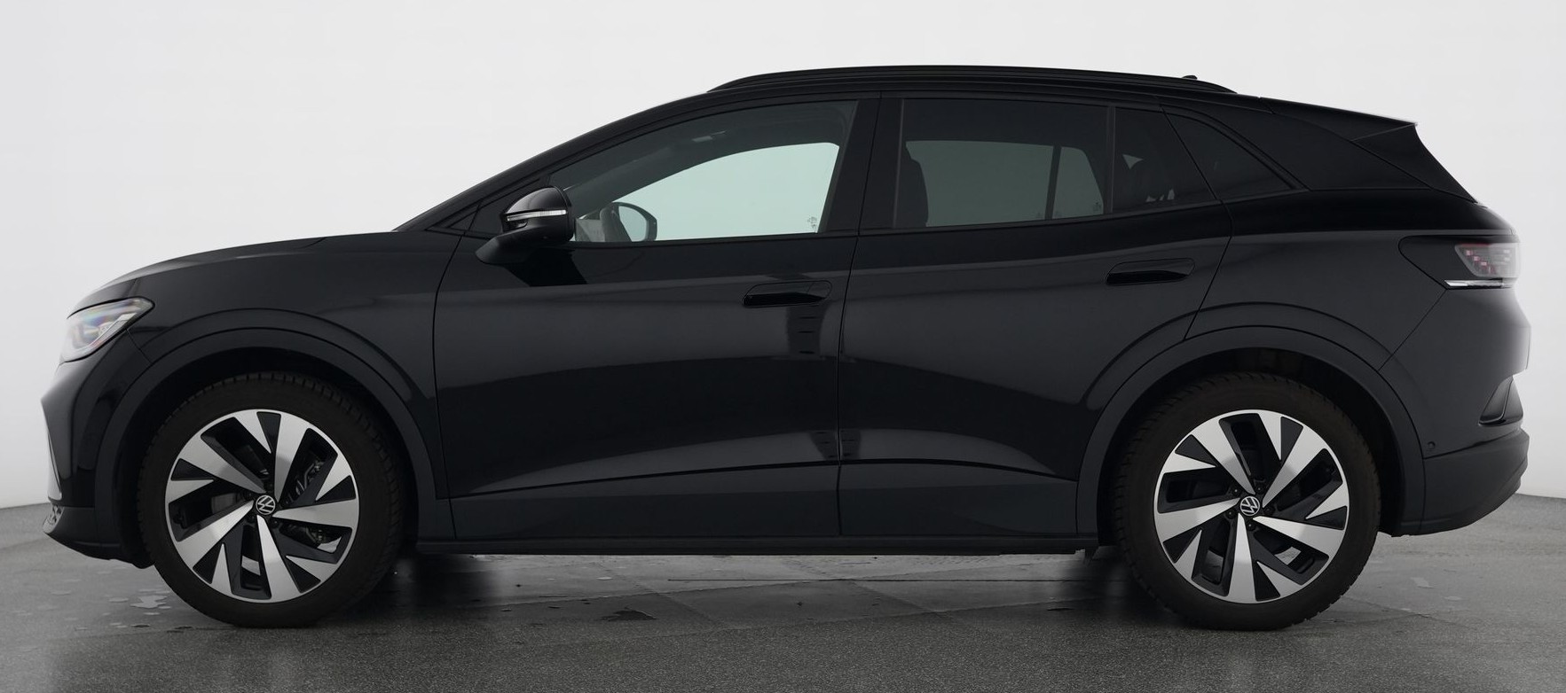 VW ID.4 Pro United 77 kWh 4 Motion mit Anhängerkupplung-image-1