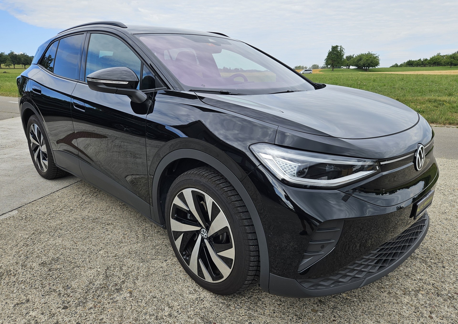 VW ID.4 Pro United 77 kWh 4 Motion mit Anhängerkupplung