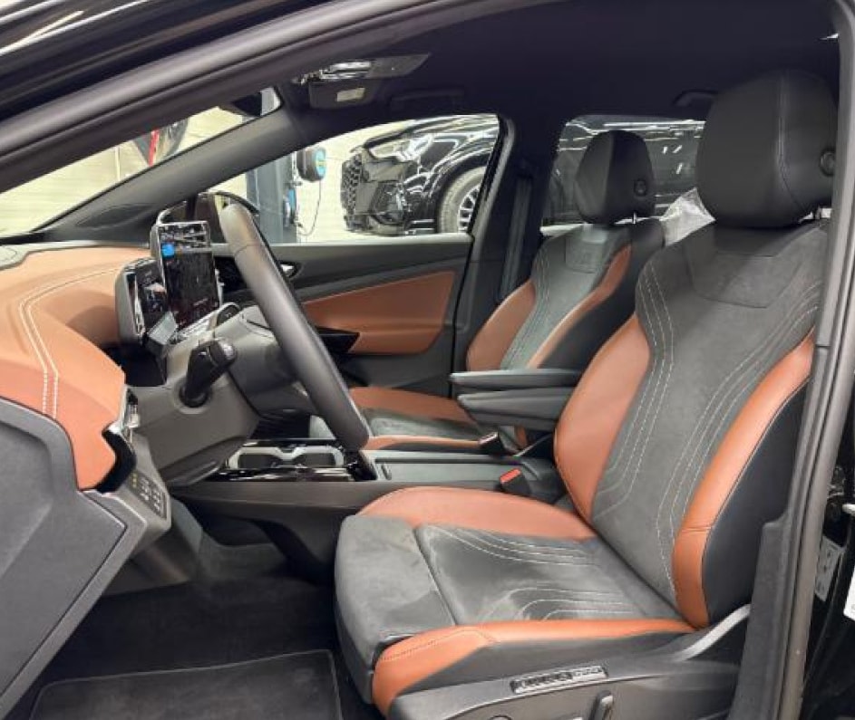 VW ID.4 Pro United 77 kWh 4 Motion mit Anhängerkupplung-image-6
