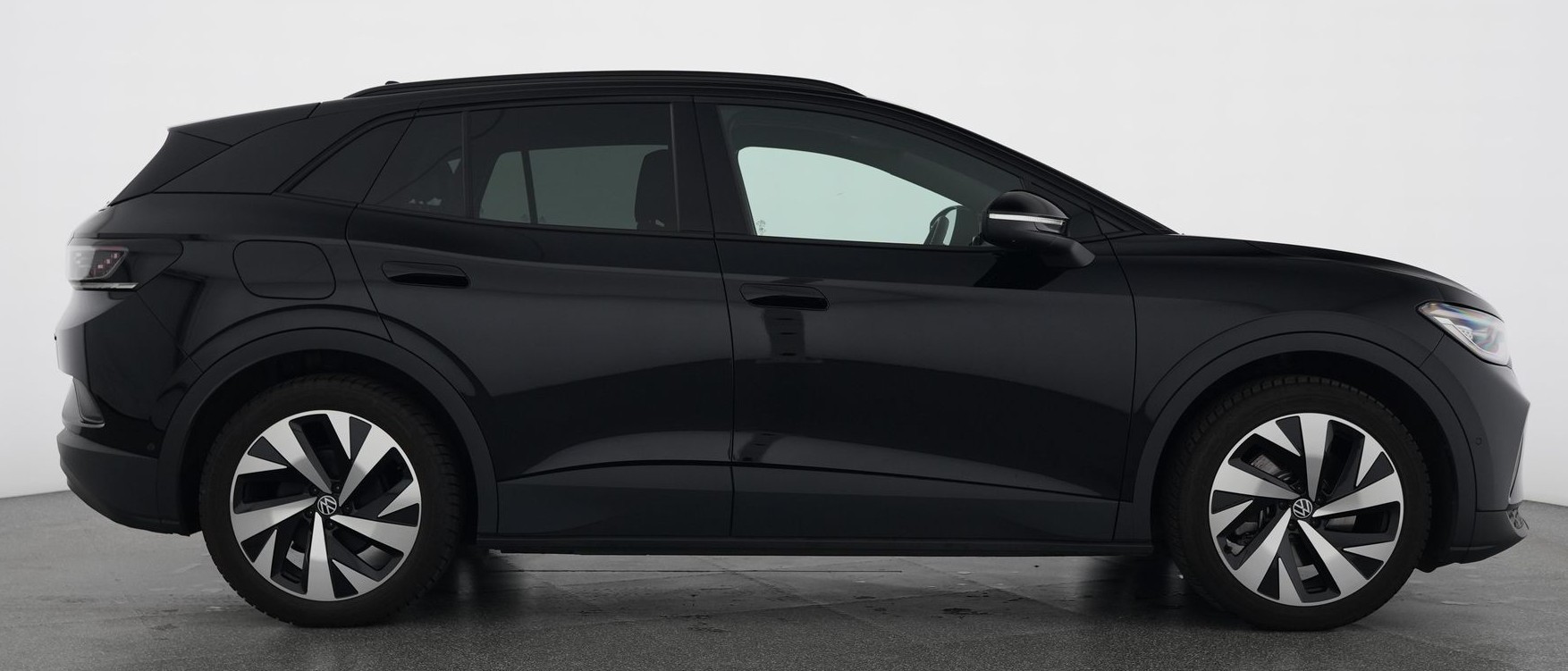 VW ID.4 Pro United 77 kWh 4 Motion mit Anhängerkupplung-image-4