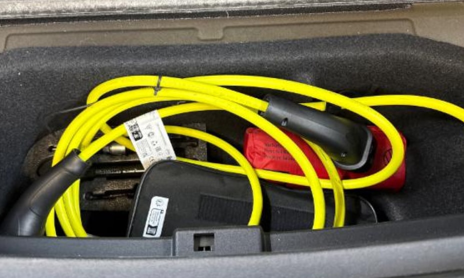 VW ID.4 Pro United 77 kWh 4 Motion mit Anhängerkupplung-image-12