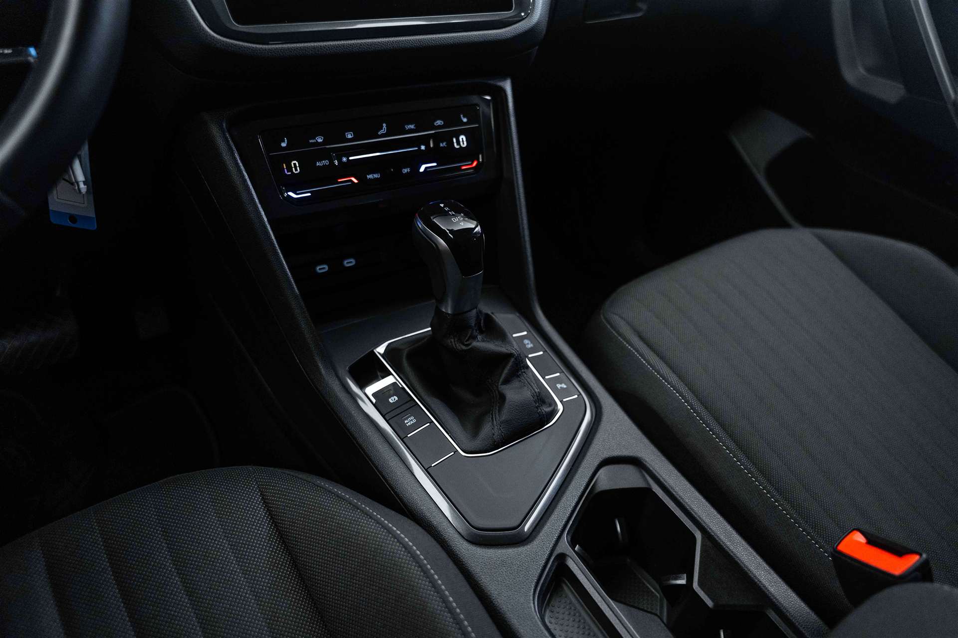 VW Tiguan Allspace 1.5 TSI Life DSG 7-Plätzer-image-24