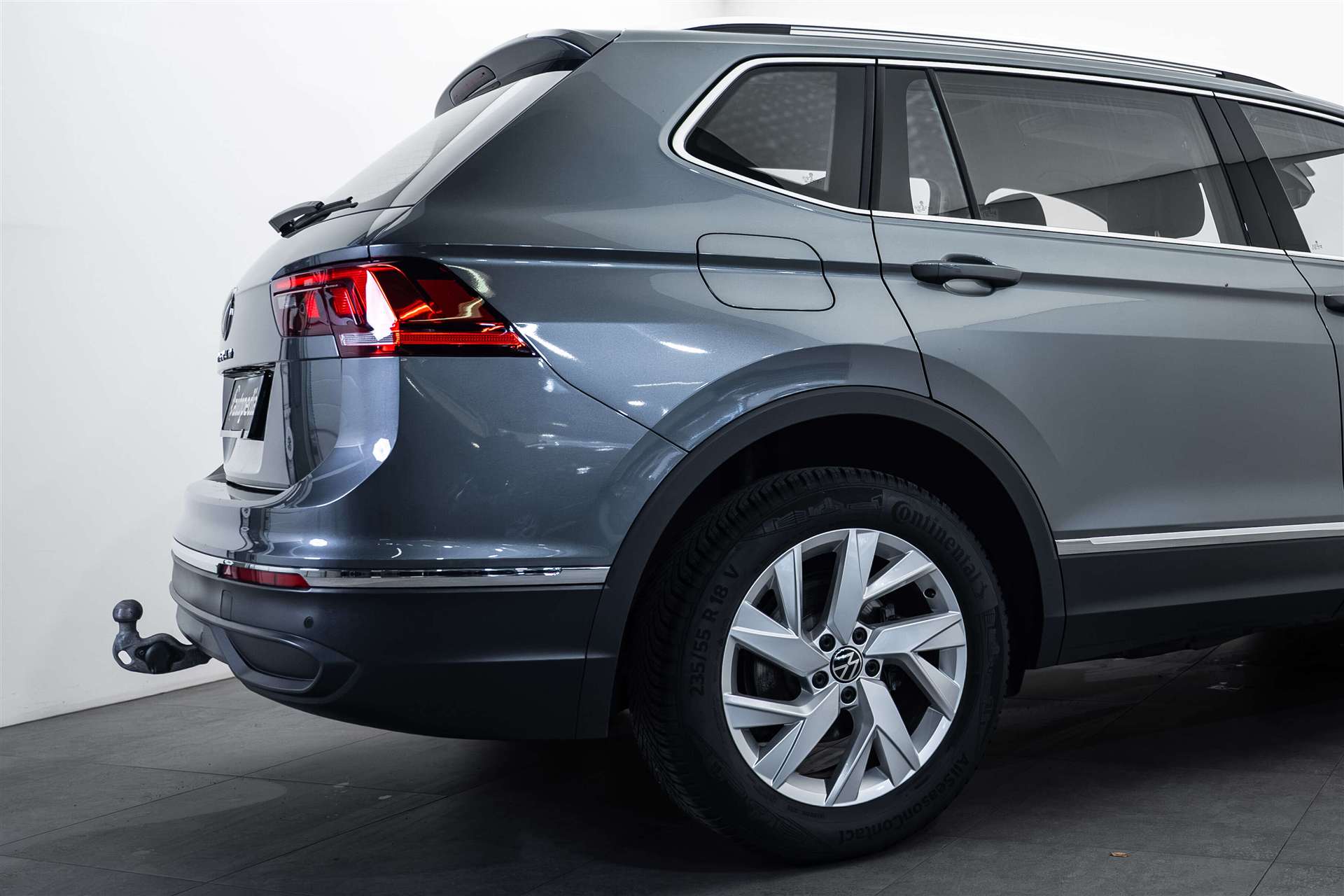 VW Tiguan Allspace 1.5 TSI Life DSG 7-Plätzer-image-3