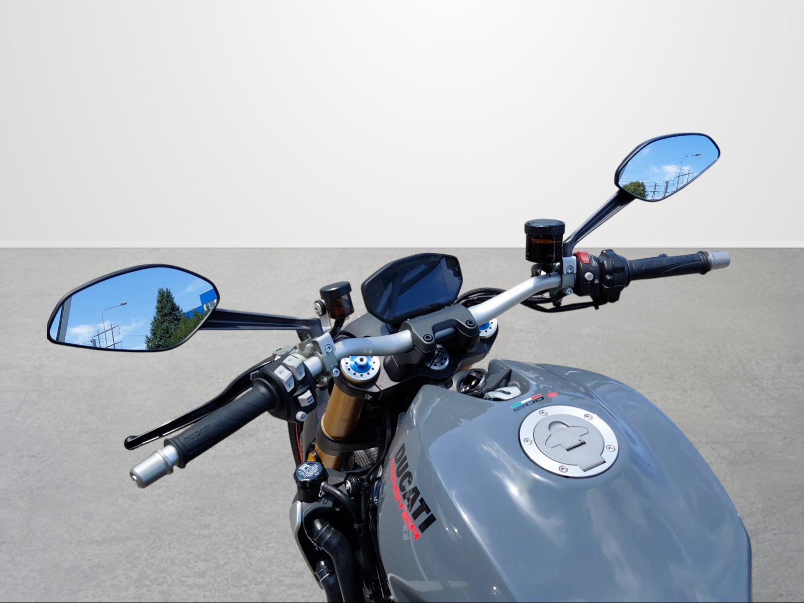 DUCATI Monster 1200 S-image-5