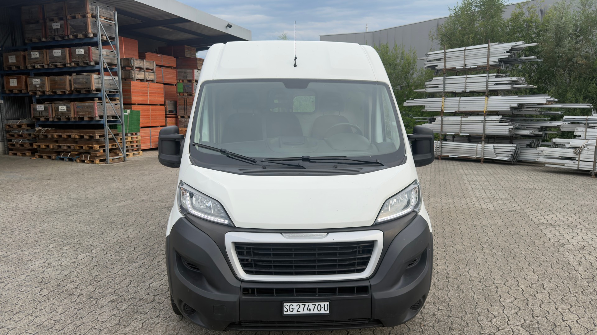 PEUGEOT Boxer 2.2 HDI 333 Active L2H2-image-7