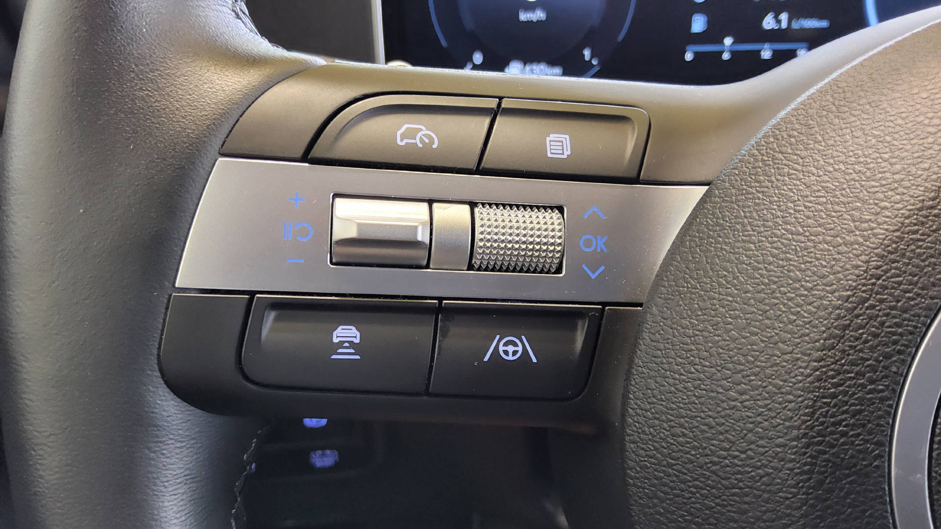 HYUNDAI Tucson 1.6 T-GDi HEV Amplia 4WD-image-26
