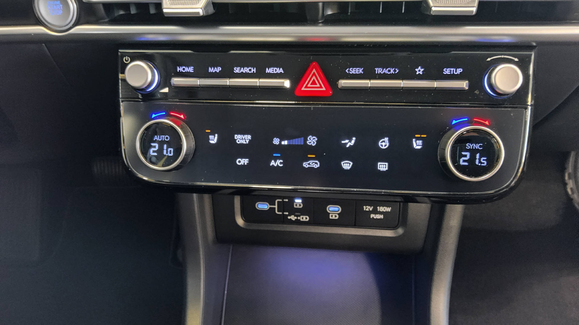 HYUNDAI Tucson 1.6 T-GDi HEV Amplia 4WD-image-10