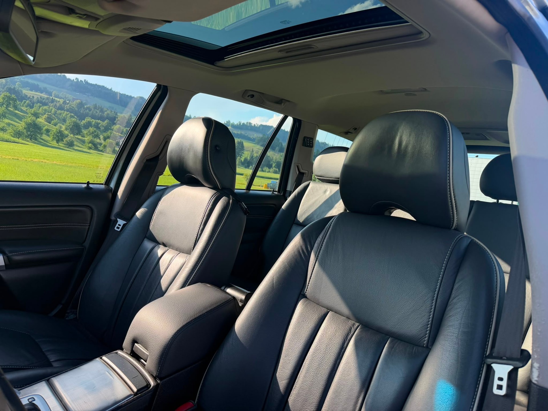 VOLVO XC90 V8 AWD Executive Geartronic-image-9