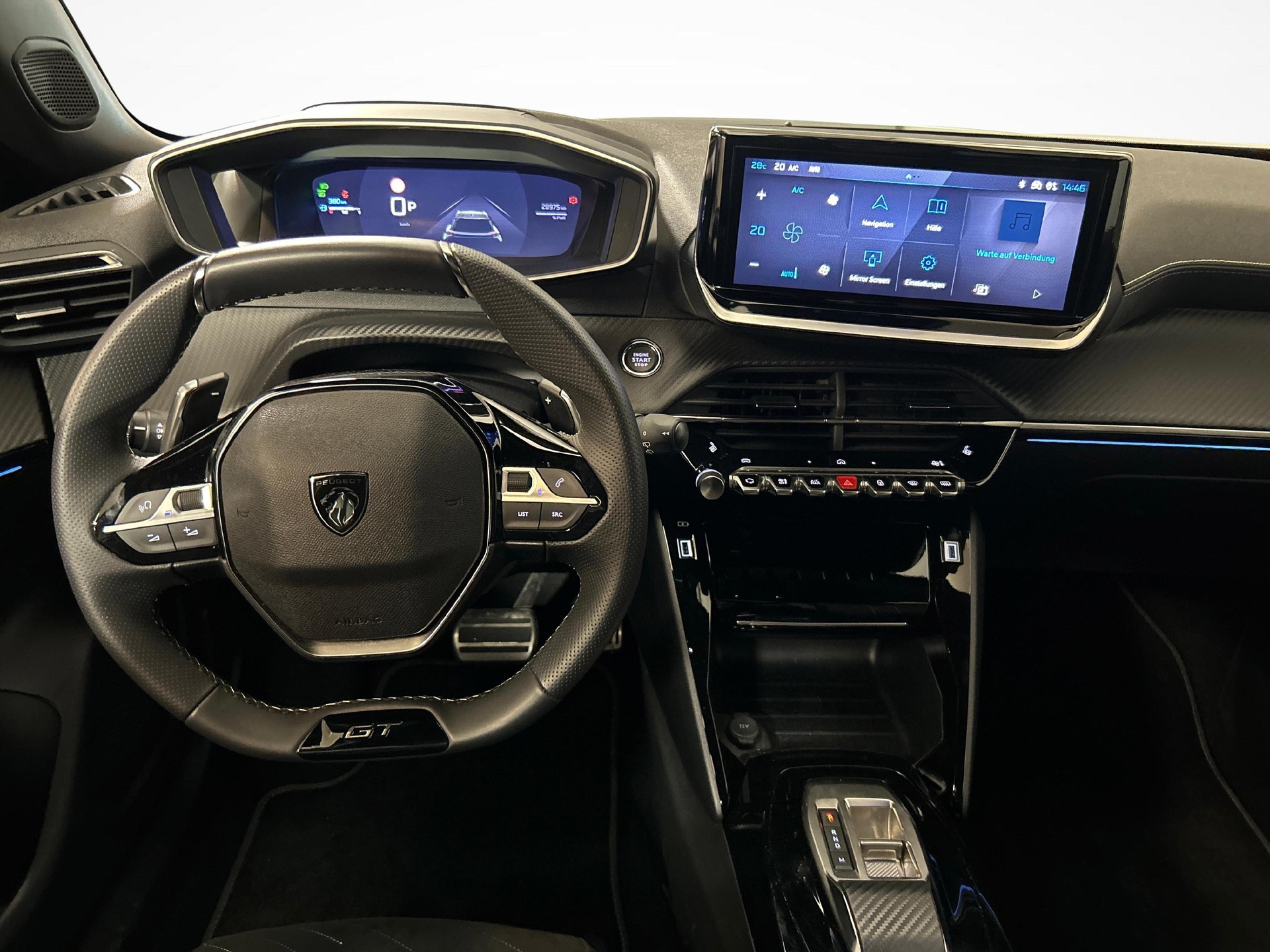 PEUGEOT 2008 1.2 Hybrid 145 GT-image-5