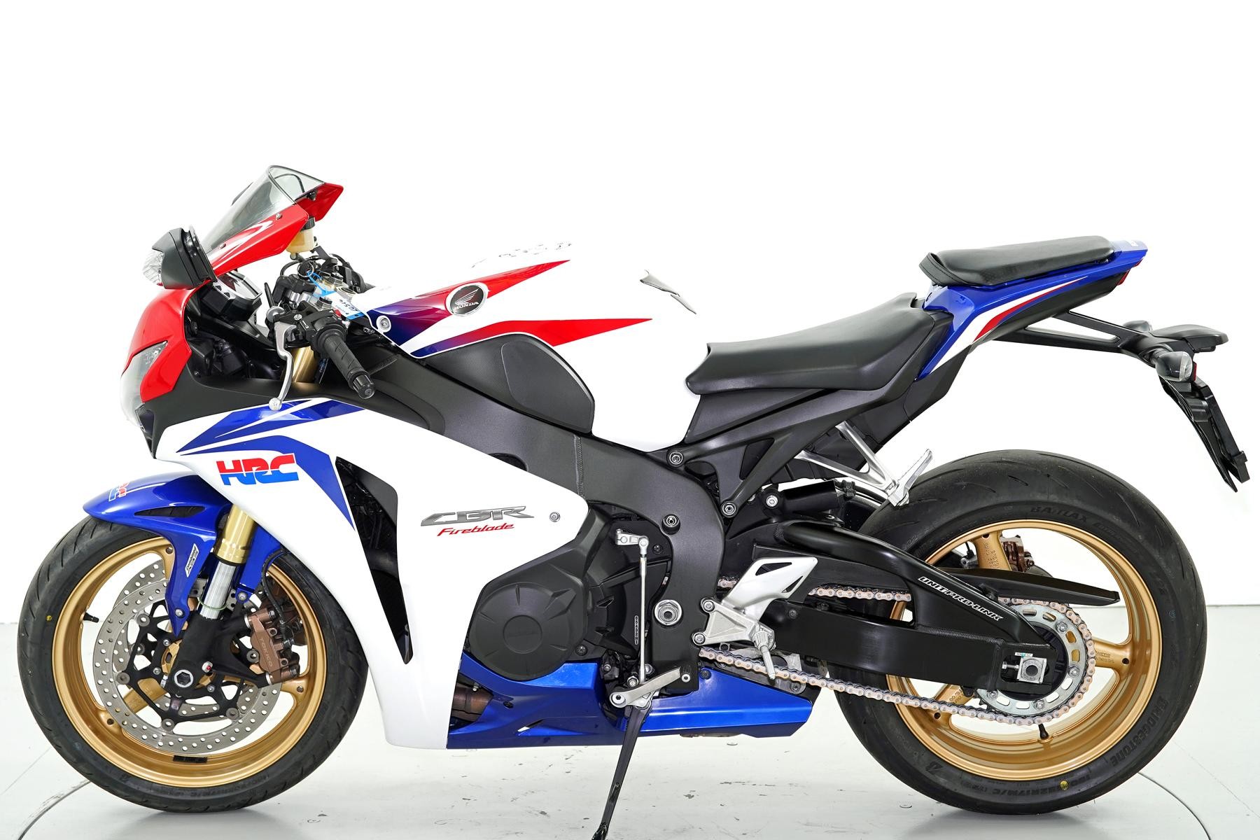 HONDA CBR 1000 R ABS-image-4