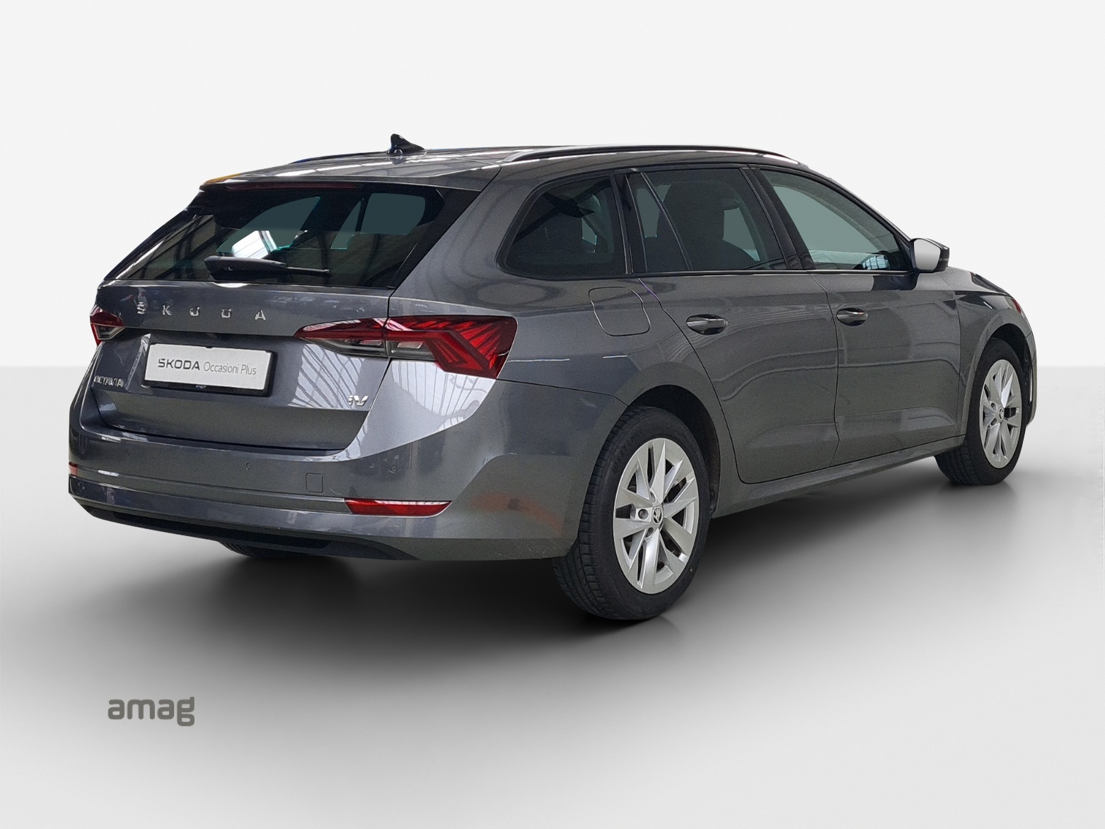 SKODA Octavia Combi 1.4 TSI PHEV DSG Ambition-image-4