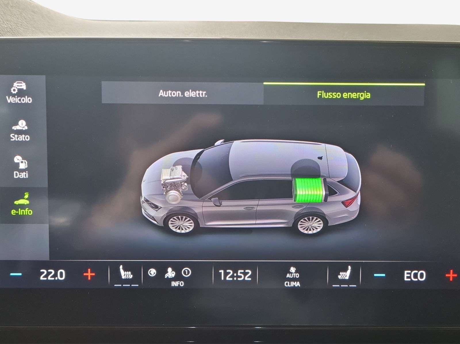 SKODA Octavia Combi 1.4 TSI PHEV DSG Ambition-image-15